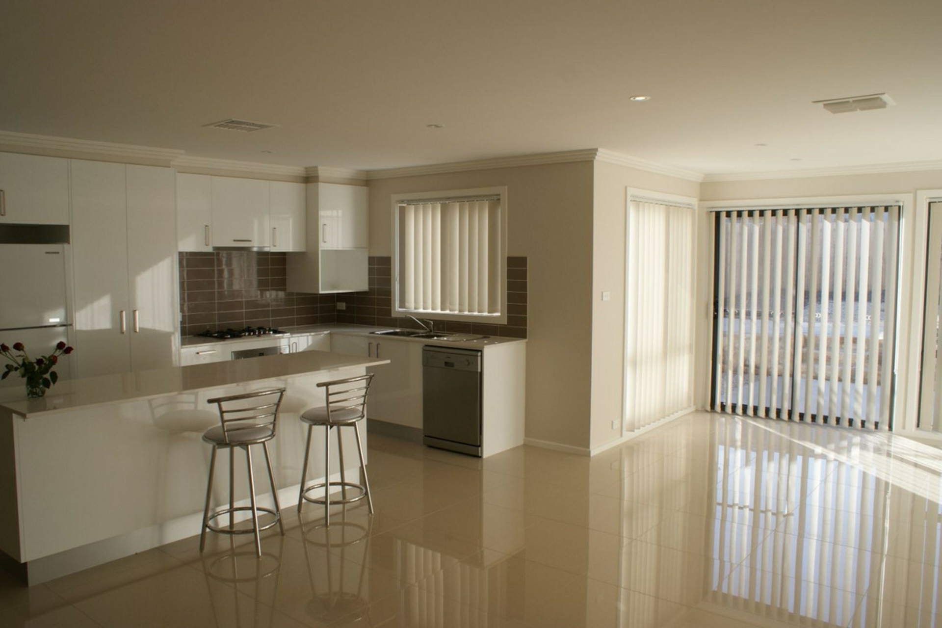 6 Haven Street — photo 2 of 9