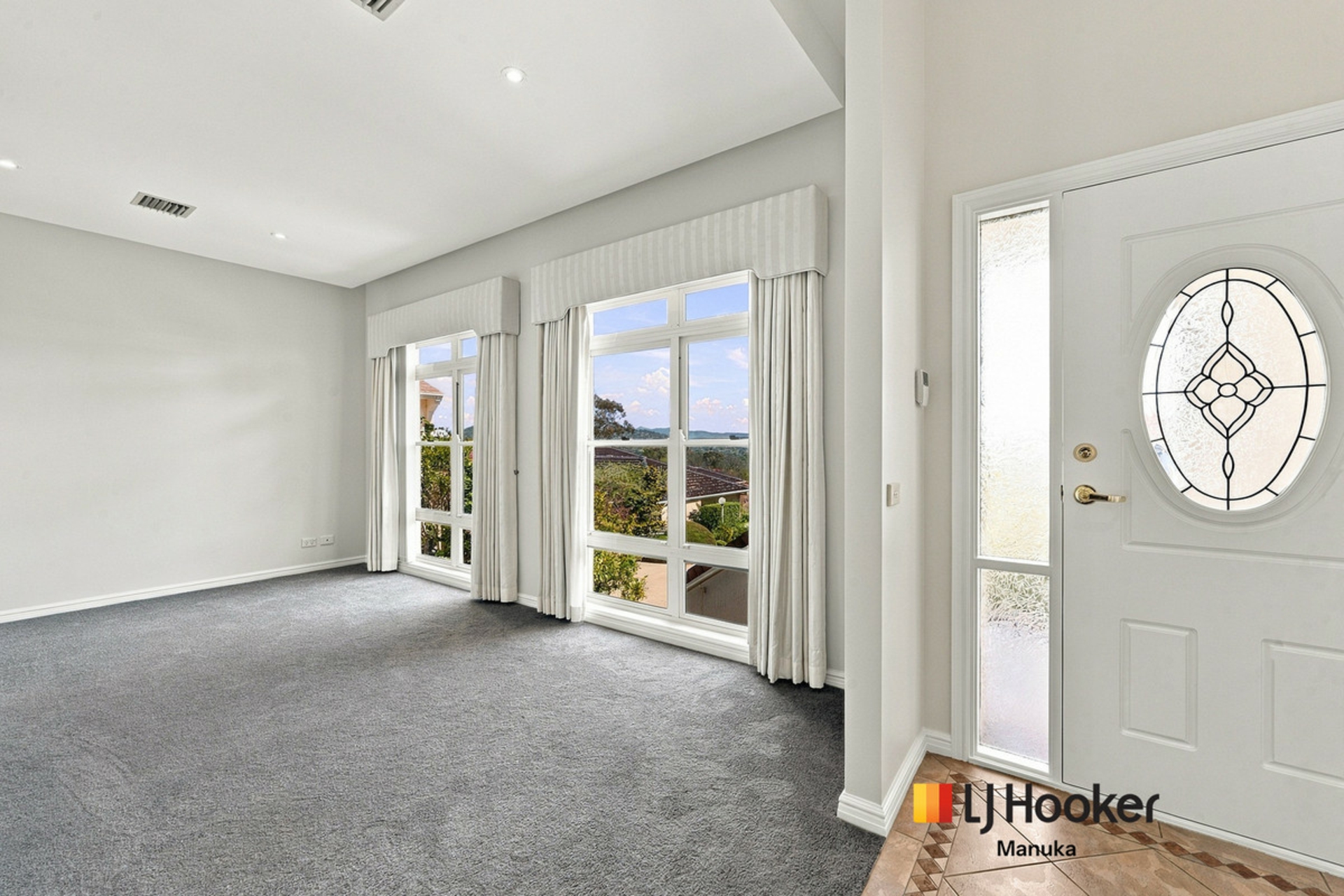 21/10 Taronga Place — photo 4 of 30