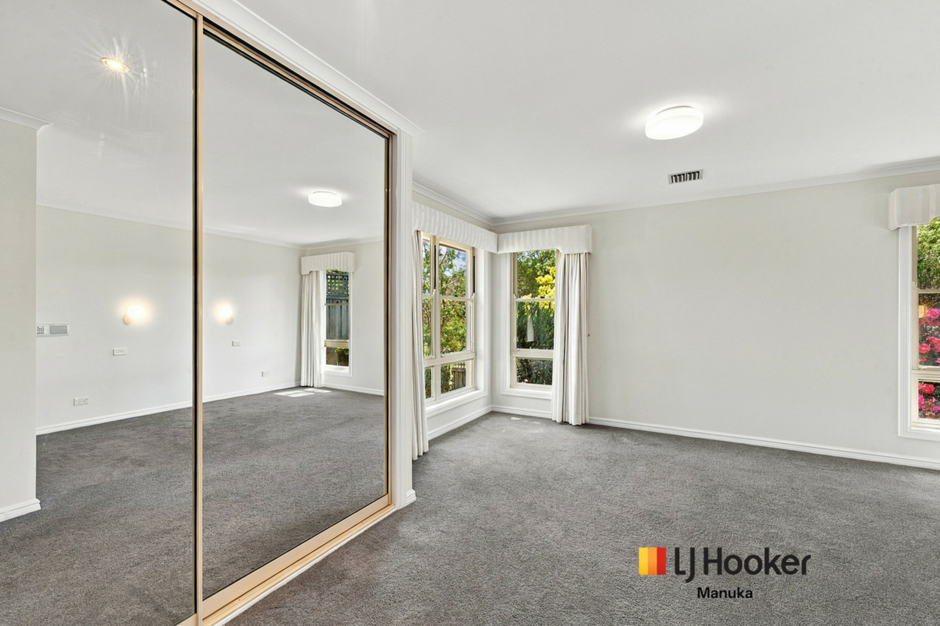 21/10 Taronga Place — photo 14 of 30