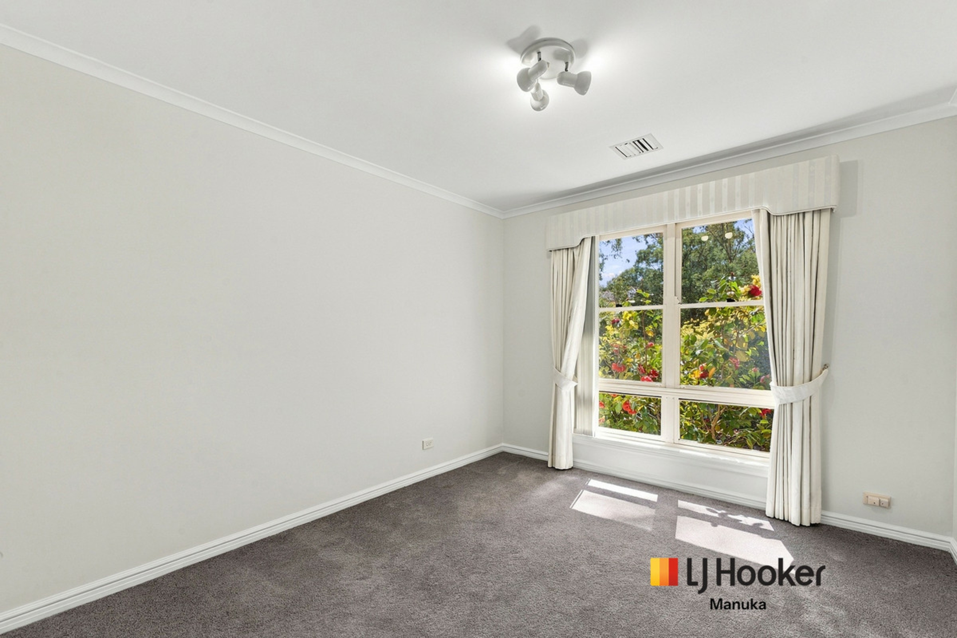 21/10 Taronga Place — photo 18 of 30