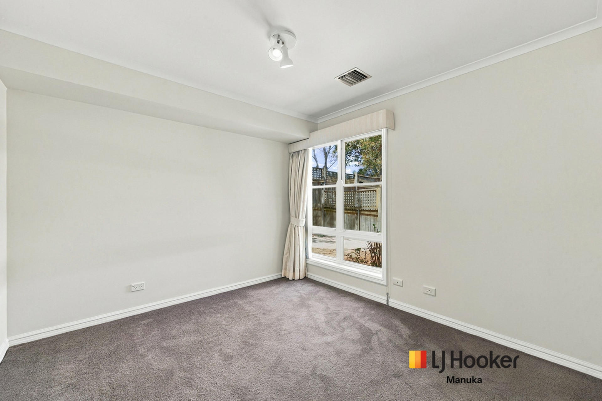 21/10 Taronga Place — photo 19 of 30