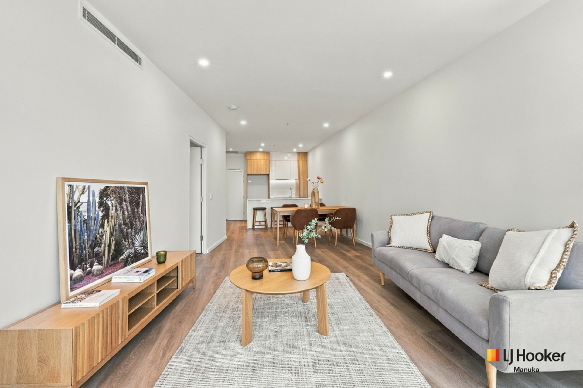 24/17 Captain Cook Crescent — photo from LJ Hooker Manuka