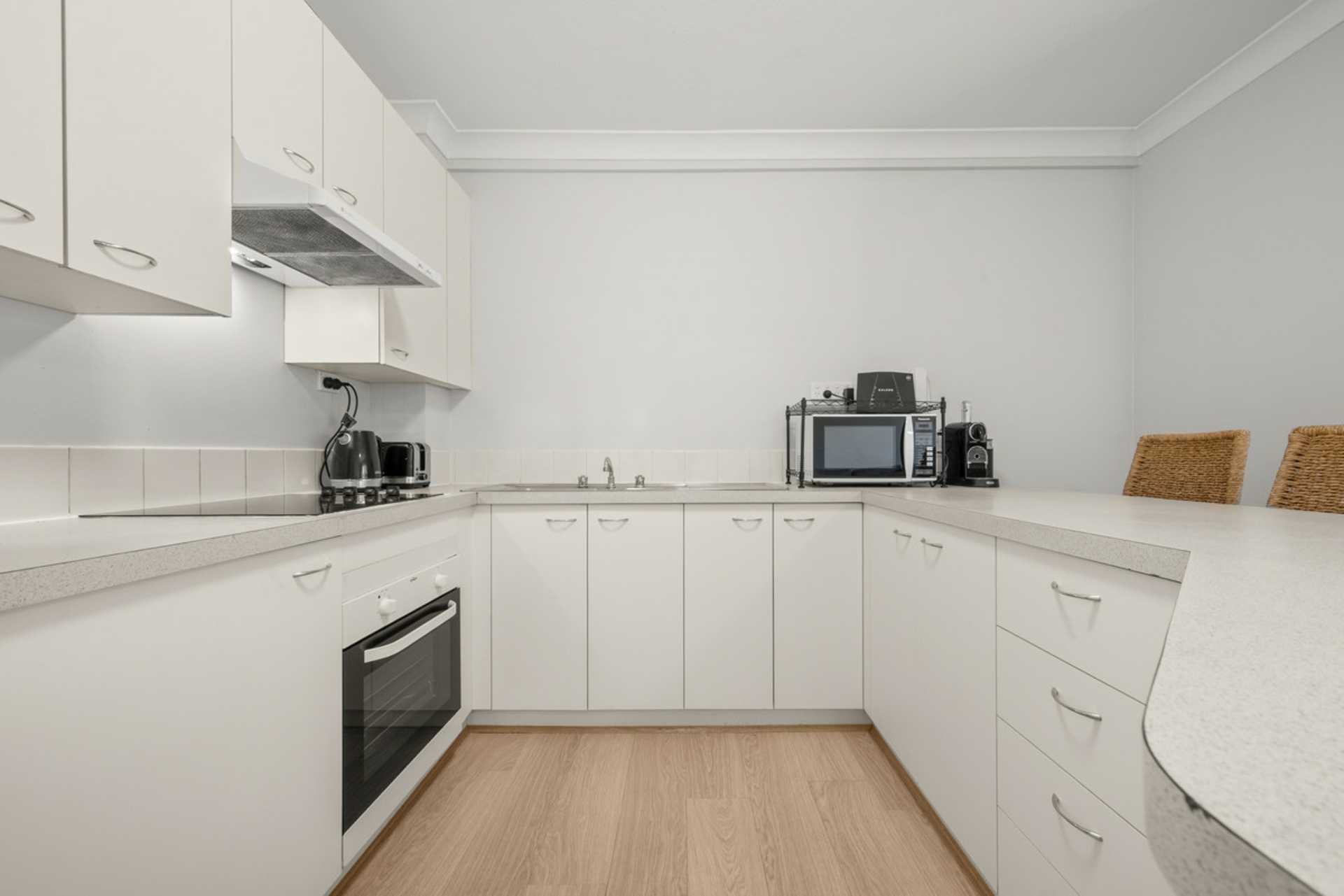 12/53 McMillan Crescent — photo 4 of 17