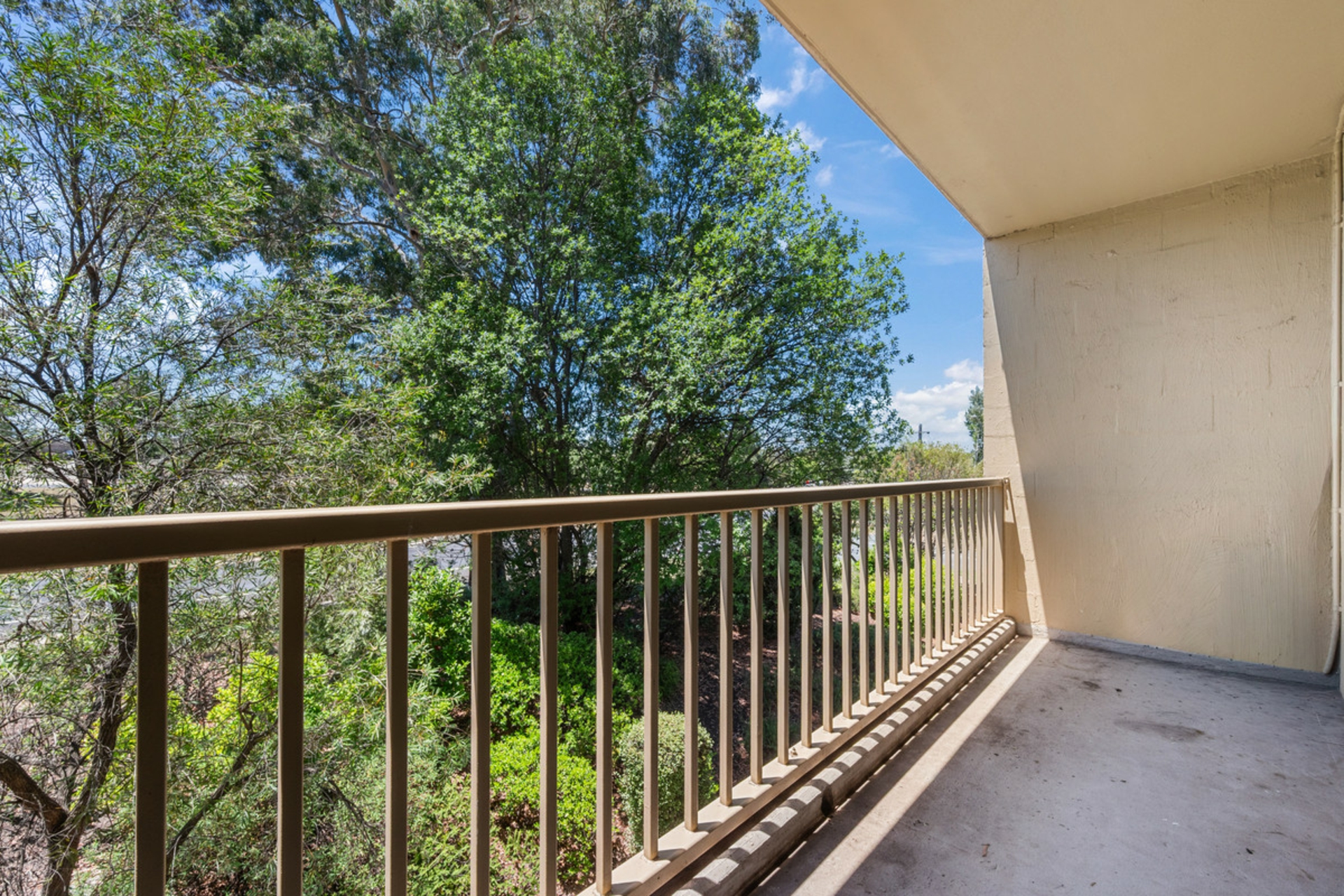 12/53 McMillan Crescent — photo 9 of 17