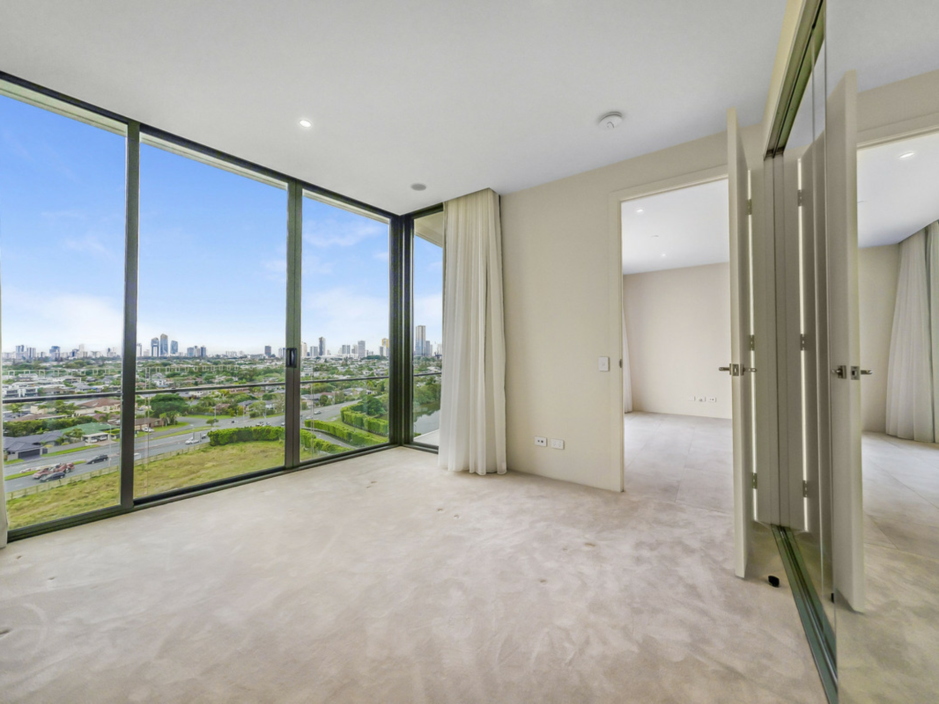 11104/2 The Lanes Boulevard, MERMAID WATERS