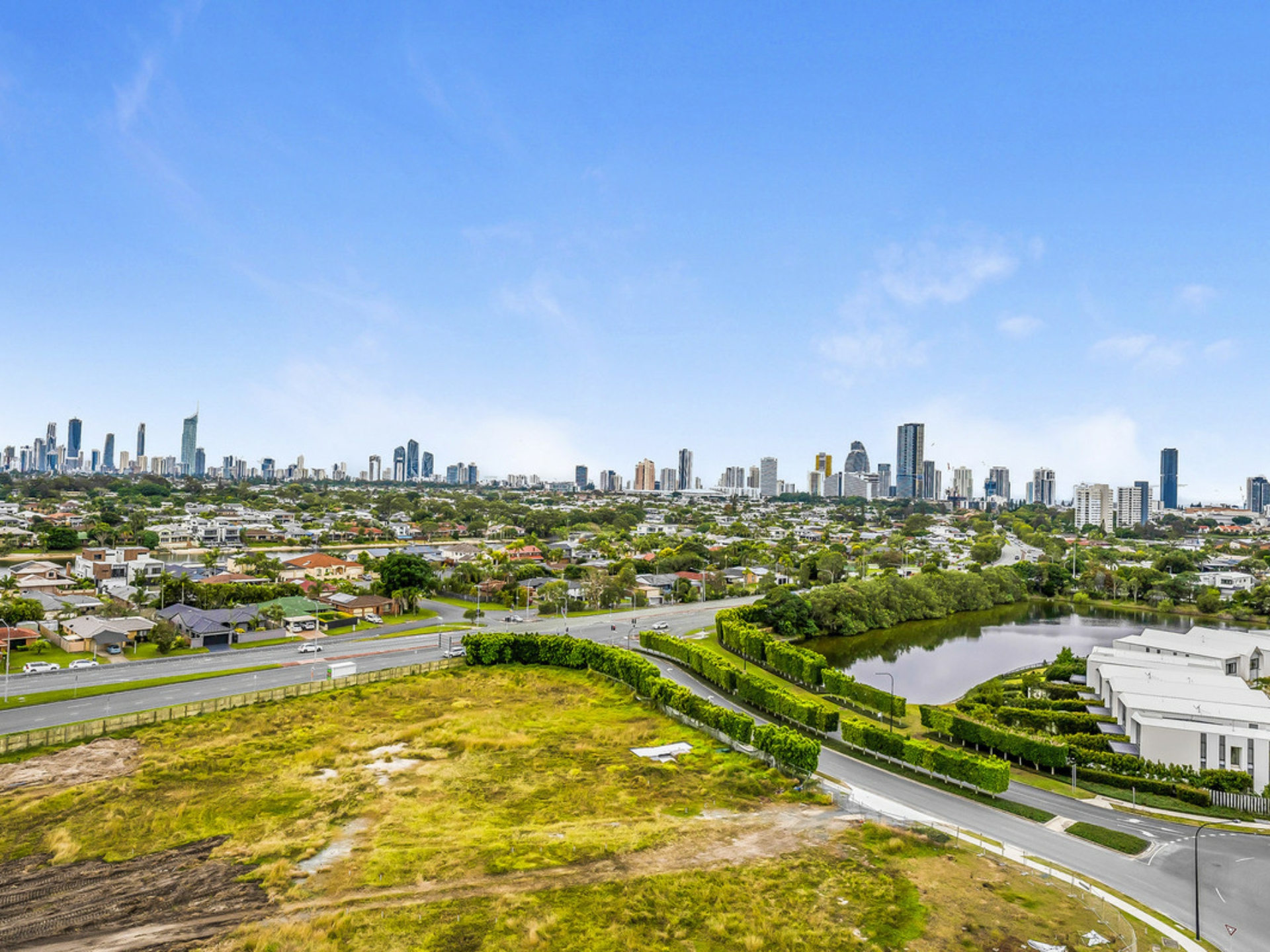 11104/2 The Lanes Boulevard, MERMAID WATERS