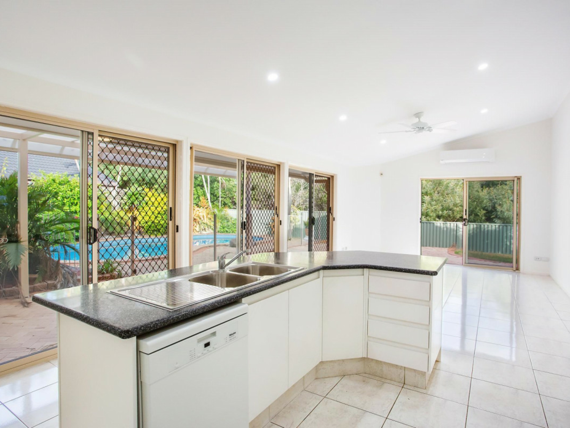 36 Brighton Crescent, ROBINA