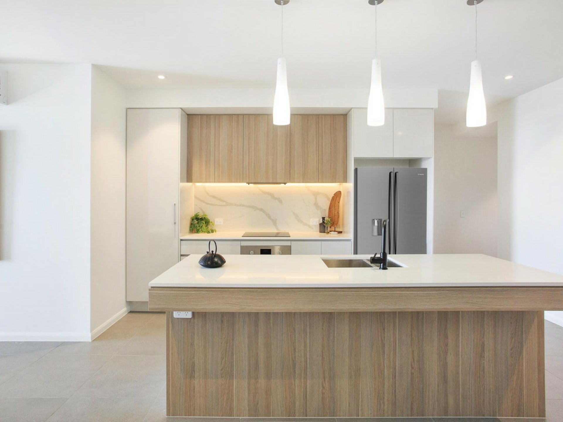 206/601 The Glades Drive, ROBINA