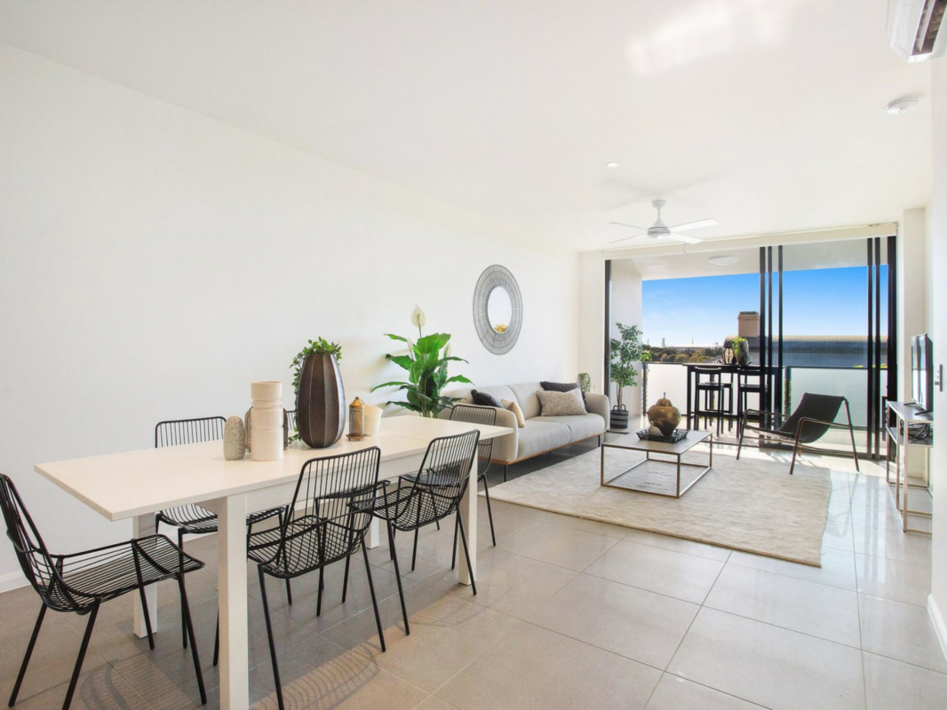 206/601 The Glades Drive, ROBINA