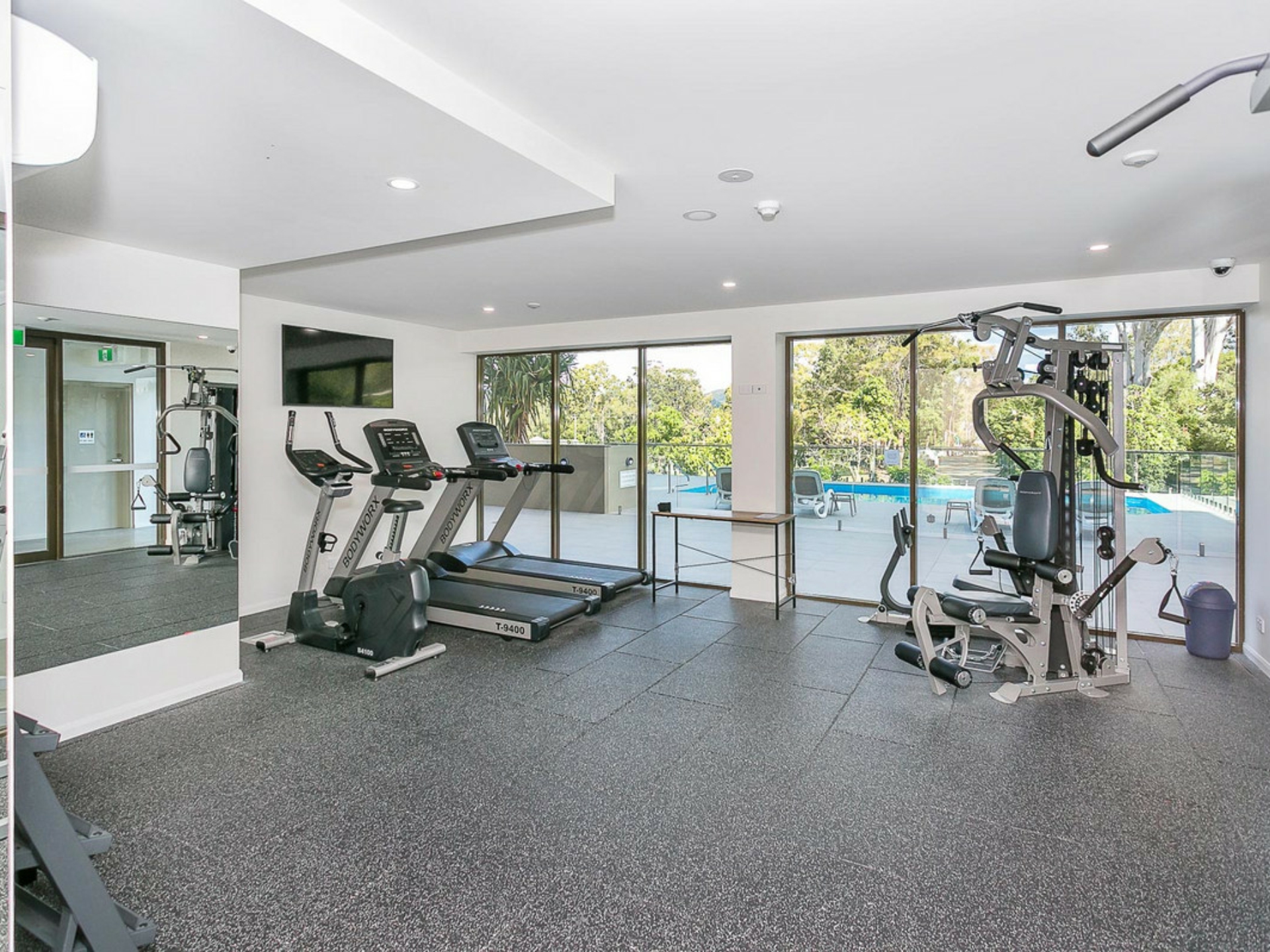 206/601 The Glades Drive, ROBINA