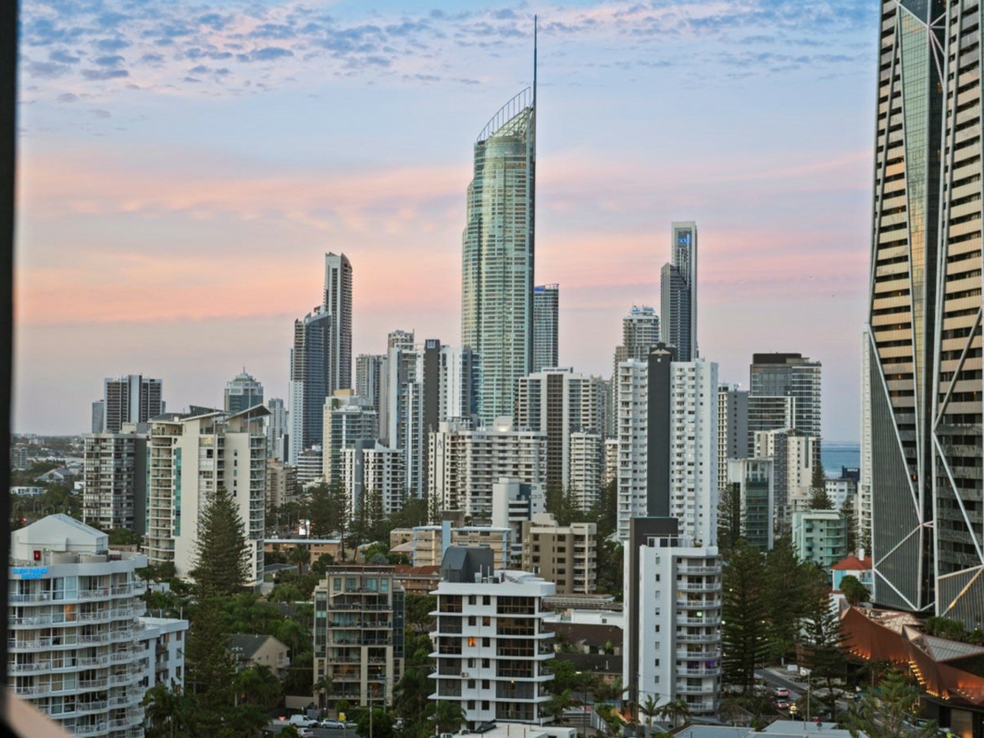 1502/10-12 First Avenue, BROADBEACH