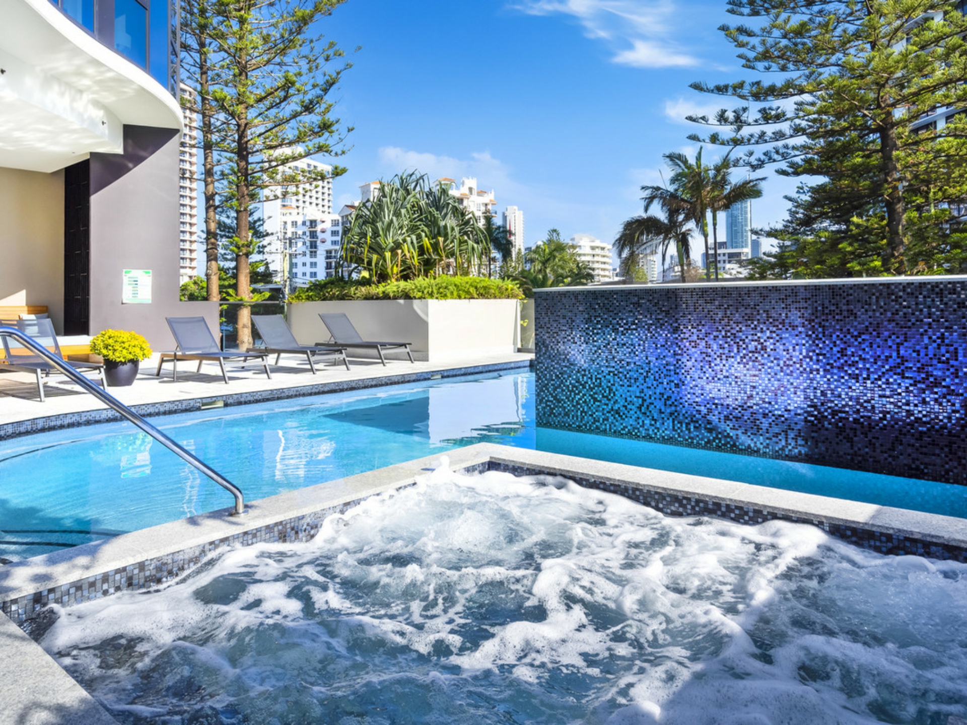 1502/10-12 First Avenue, BROADBEACH