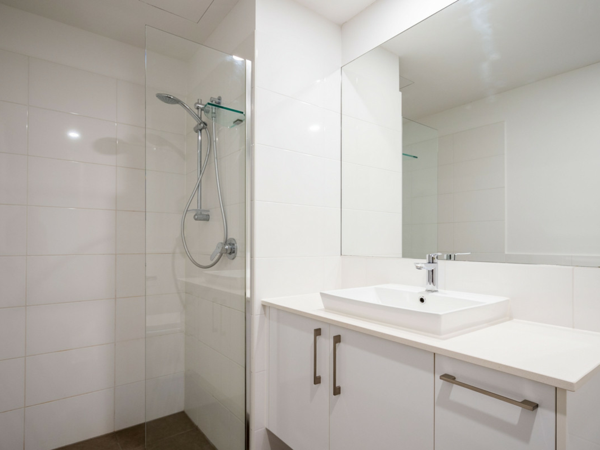 1201/6-8 Waterford Court, BUNDALL
