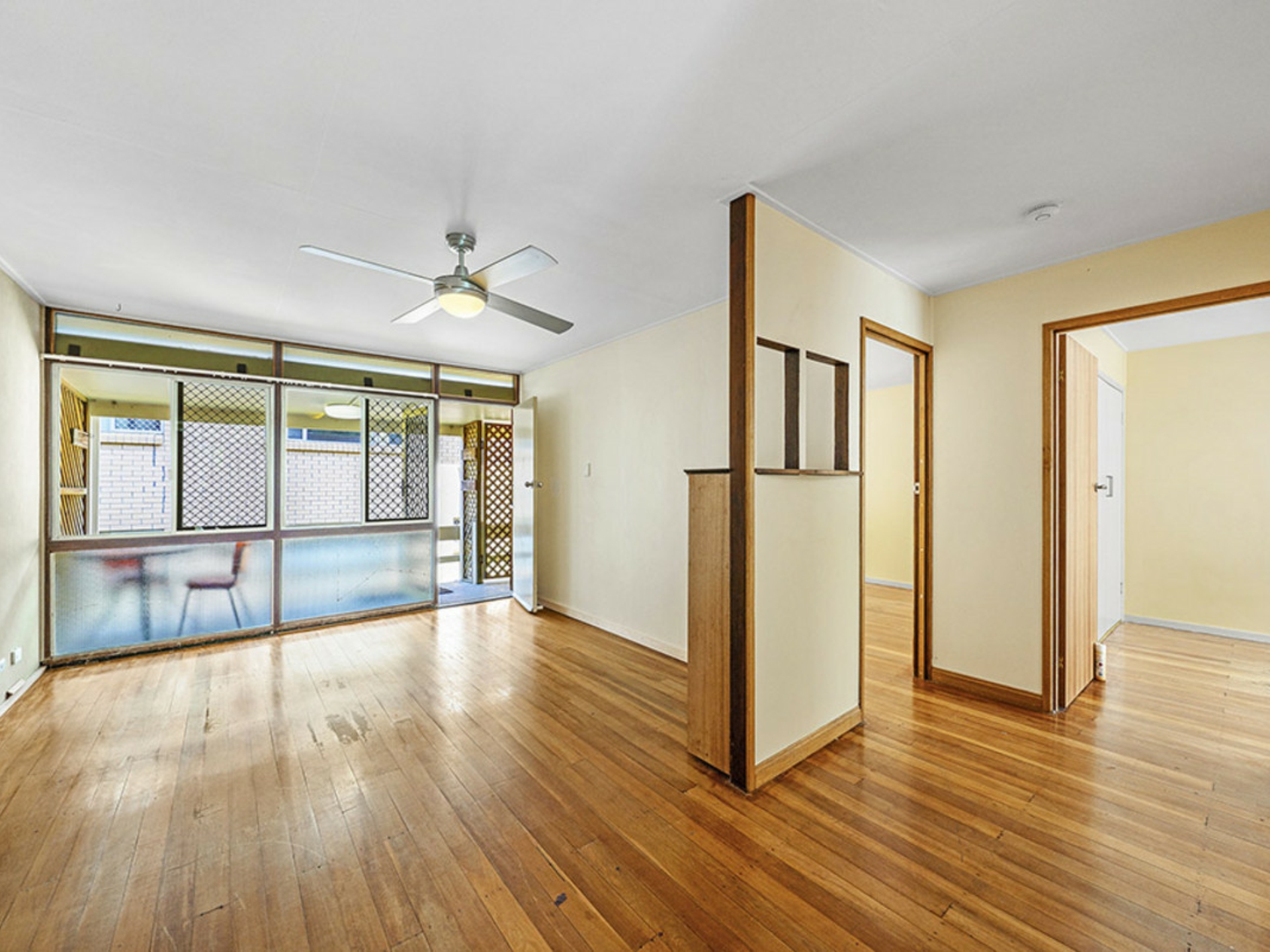 4/11 Anne Avenue, BROADBEACH