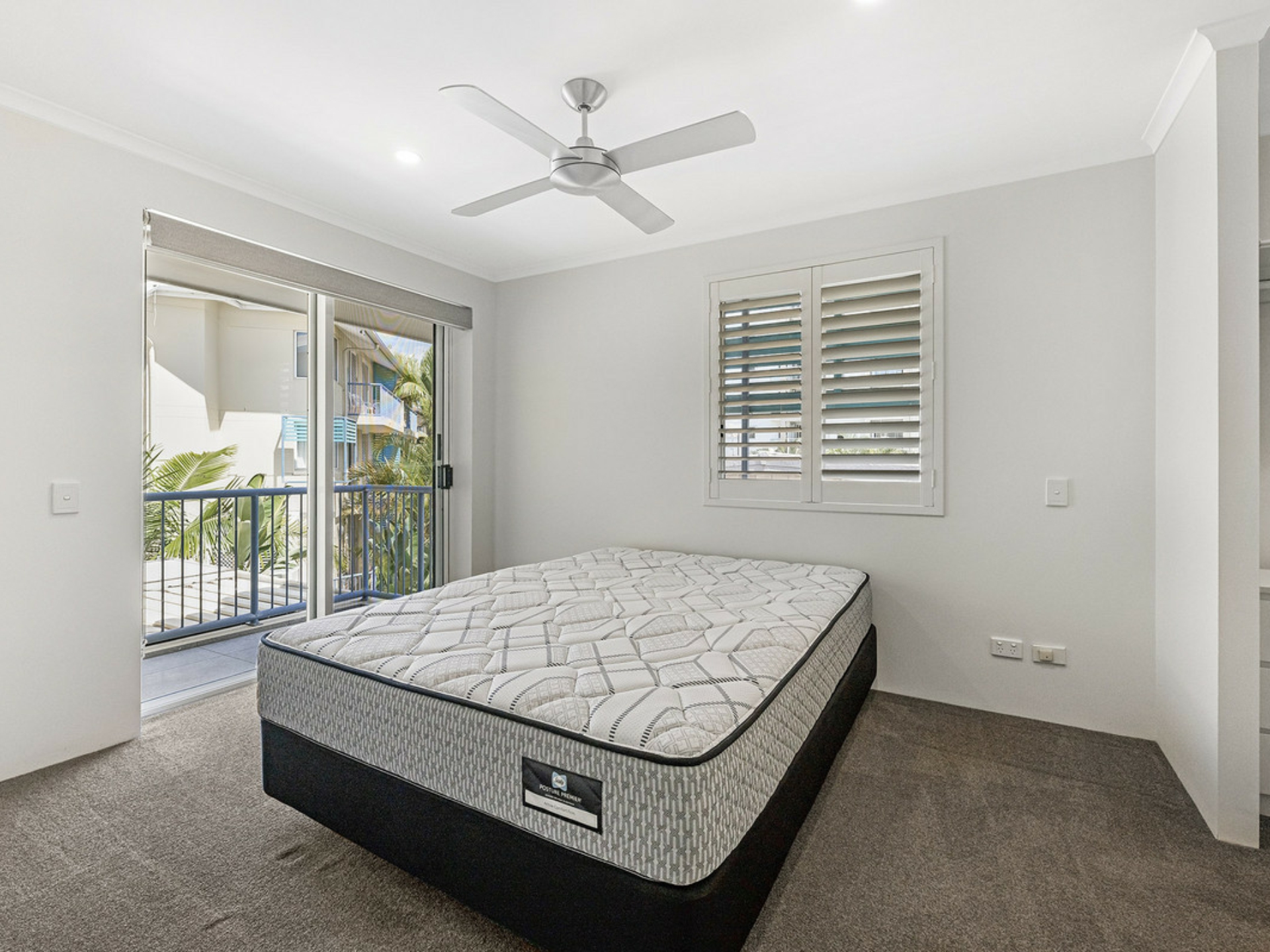 12/10-16 Alexandra Avenue, MERMAID BEACH