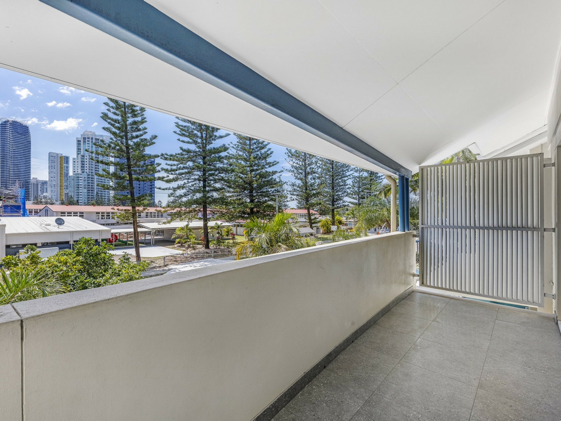 12/10-16 Alexandra Avenue, MERMAID BEACH