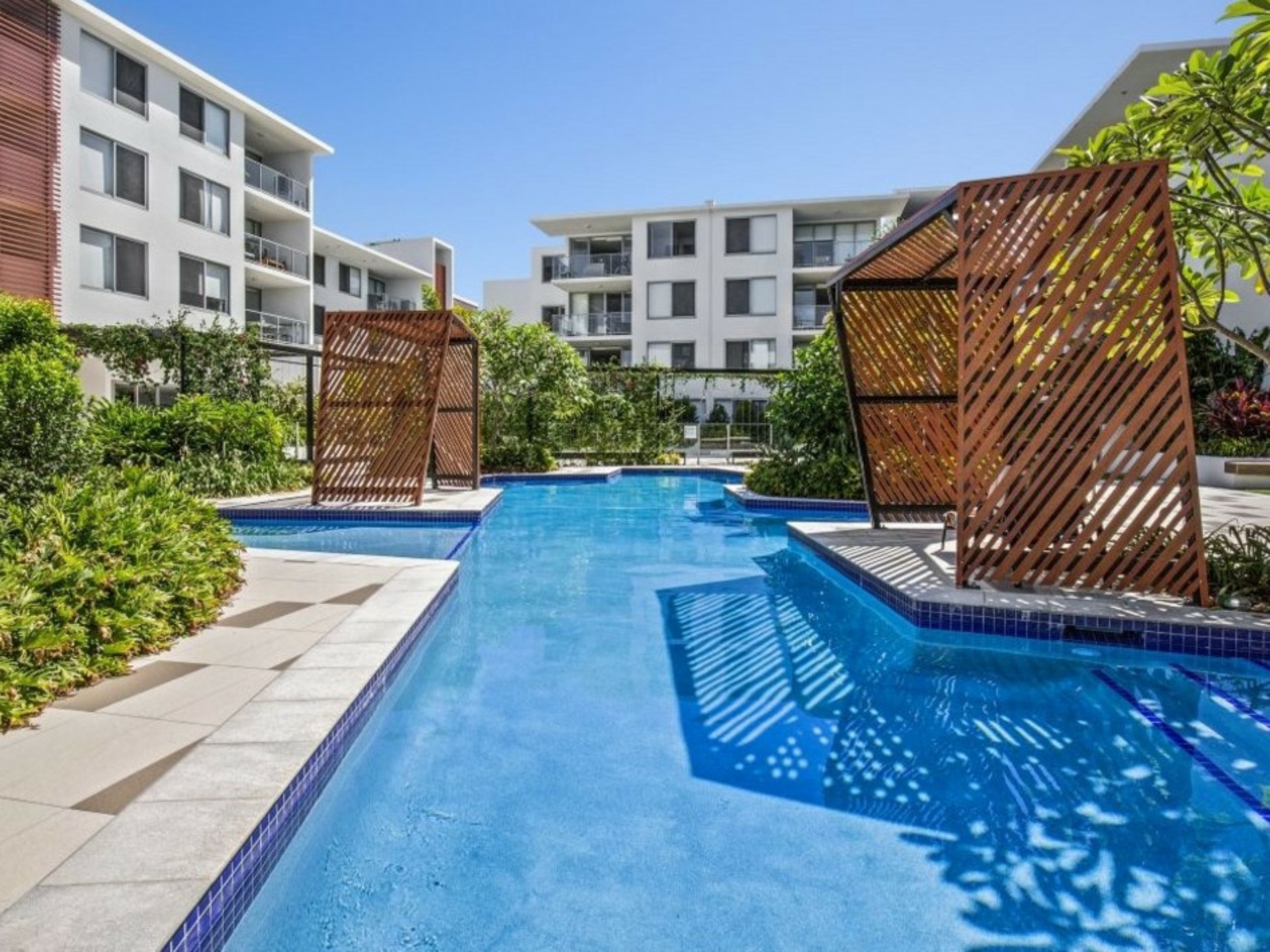 4311/1 Waterford Court, BUNDALL