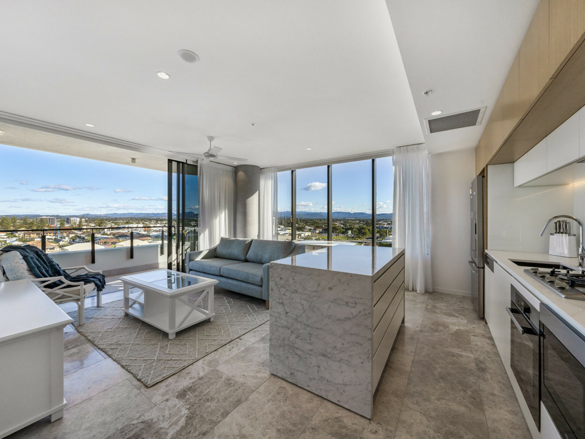 701/4-6 Alexandra Avenue, MERMAID BEACH