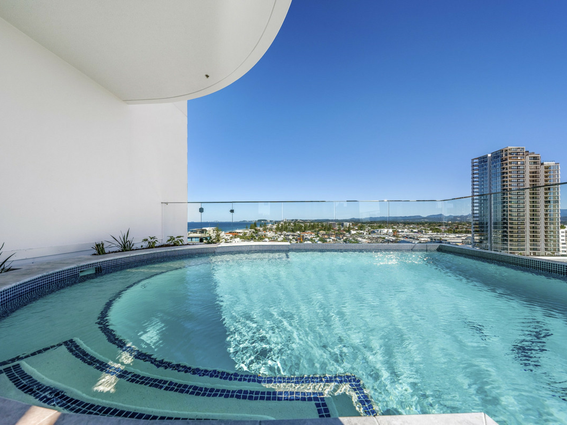 701/4-6 Alexandra Avenue, MERMAID BEACH