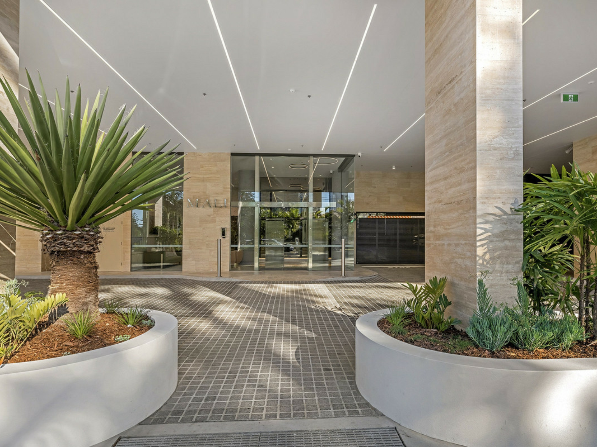 701/4-6 Alexandra Avenue, MERMAID BEACH