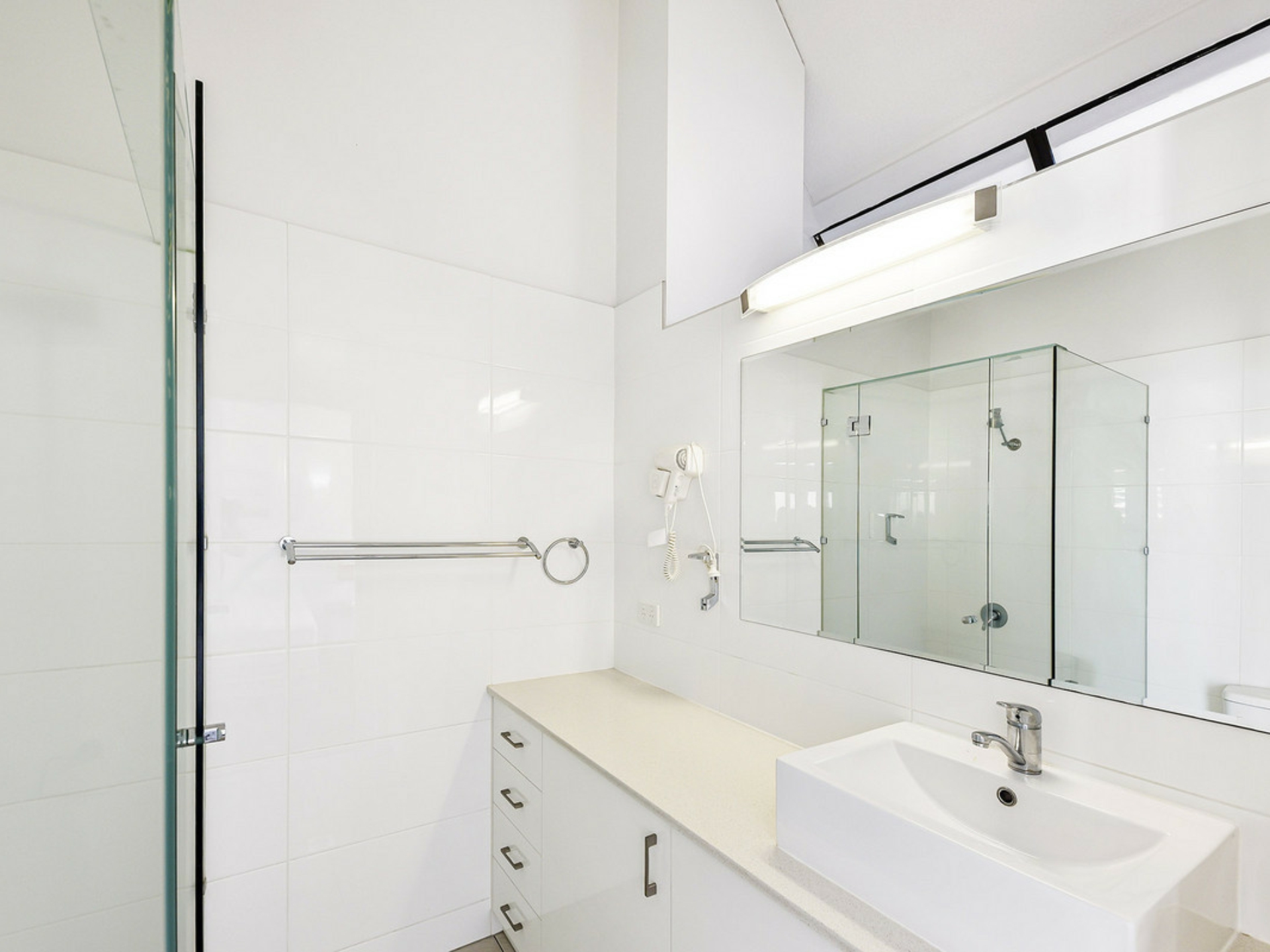 705/40 Surf Parade, BROADBEACH