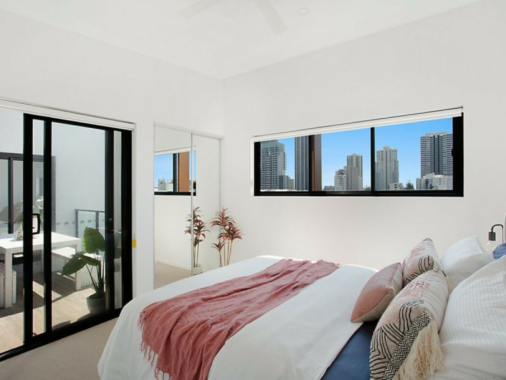 705/9 Hooker Boulevard, BROADBEACH