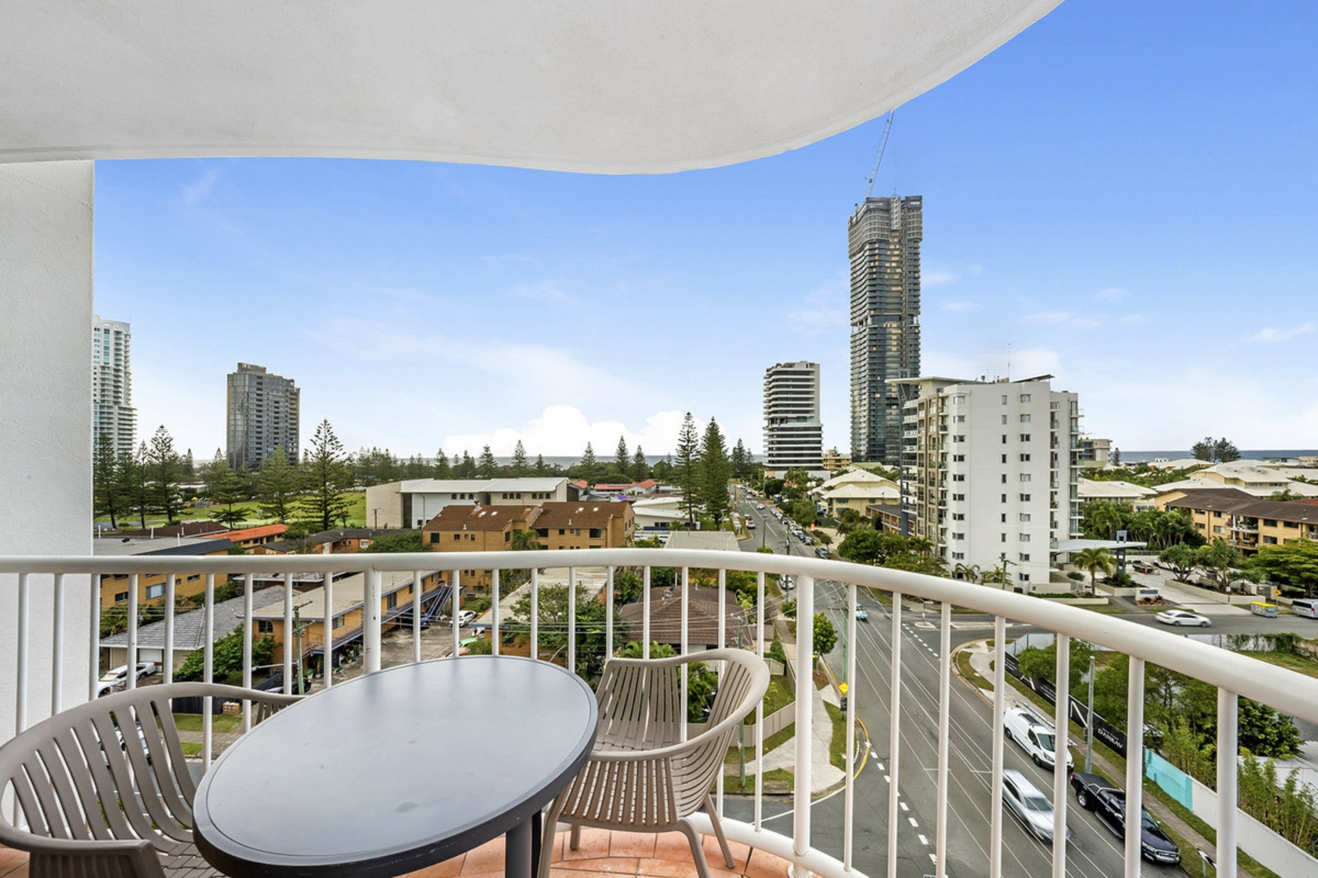 1076/2633 Gold Coast Highway Broadbeach QLD