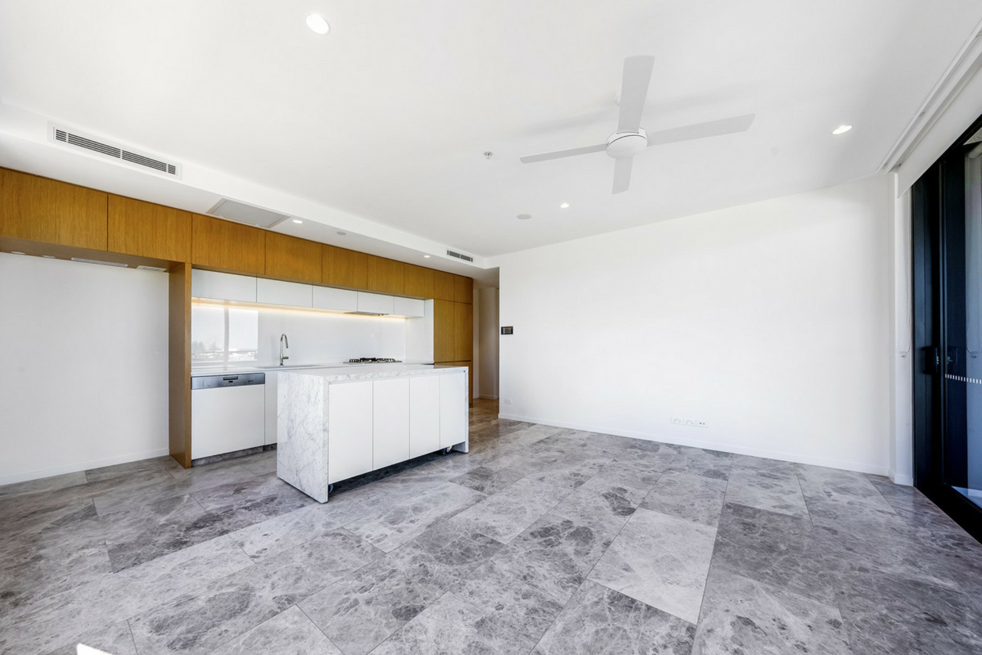 401/4-6 Alexandra Avenue, MERMAID BEACH