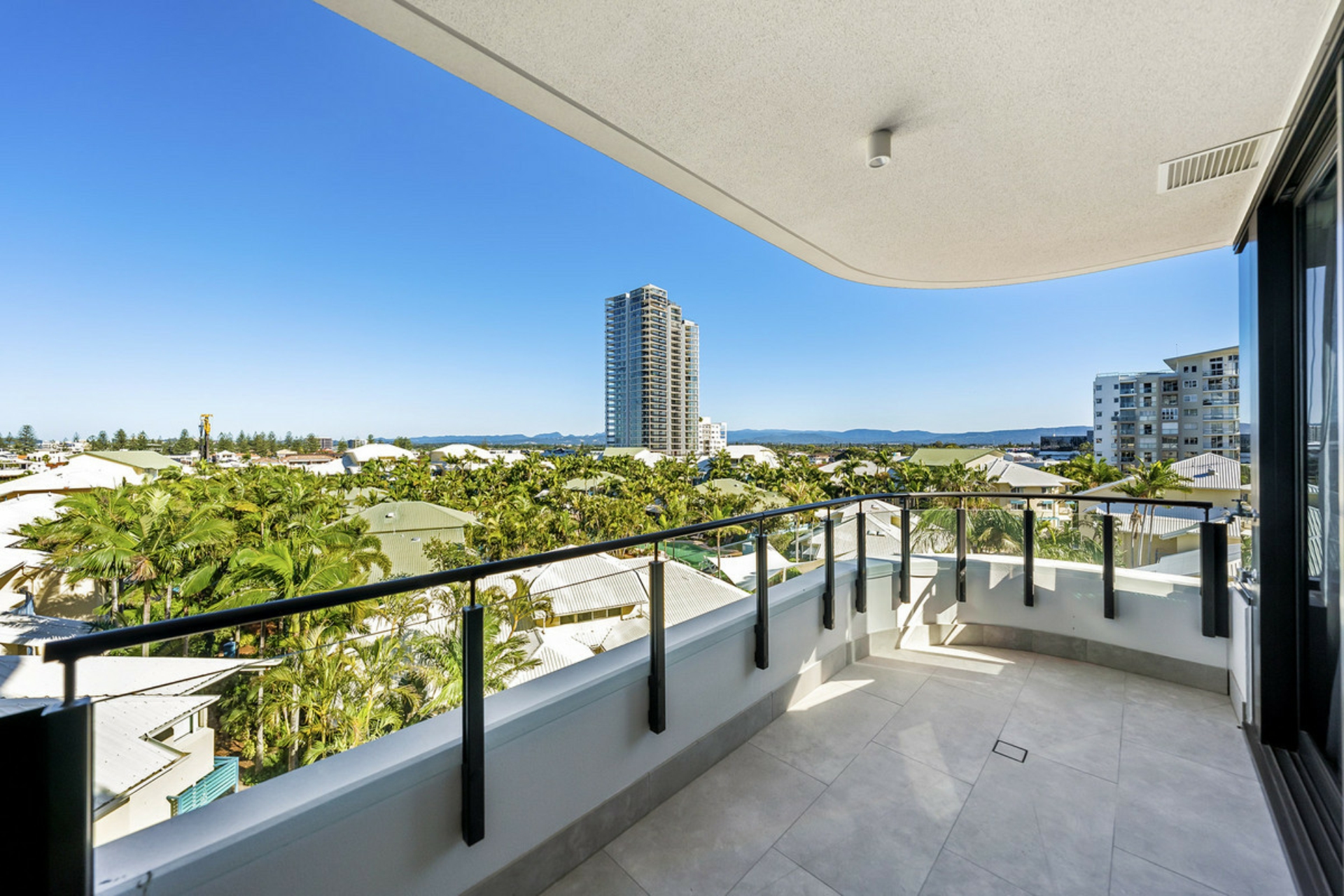 401/4-6 Alexandra Avenue, MERMAID BEACH