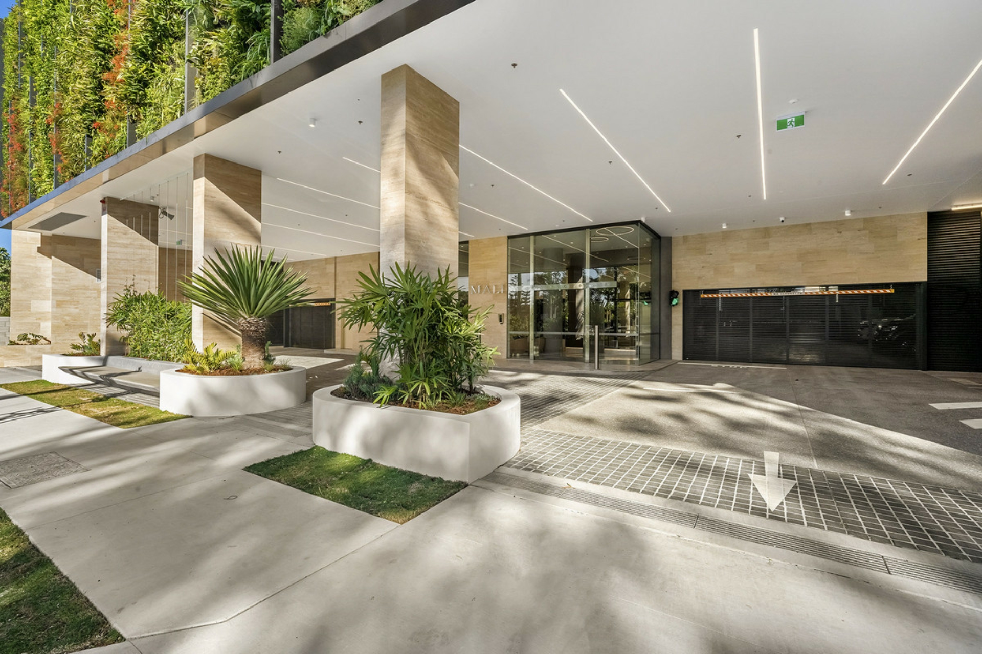 401/4-6 Alexandra Avenue, MERMAID BEACH