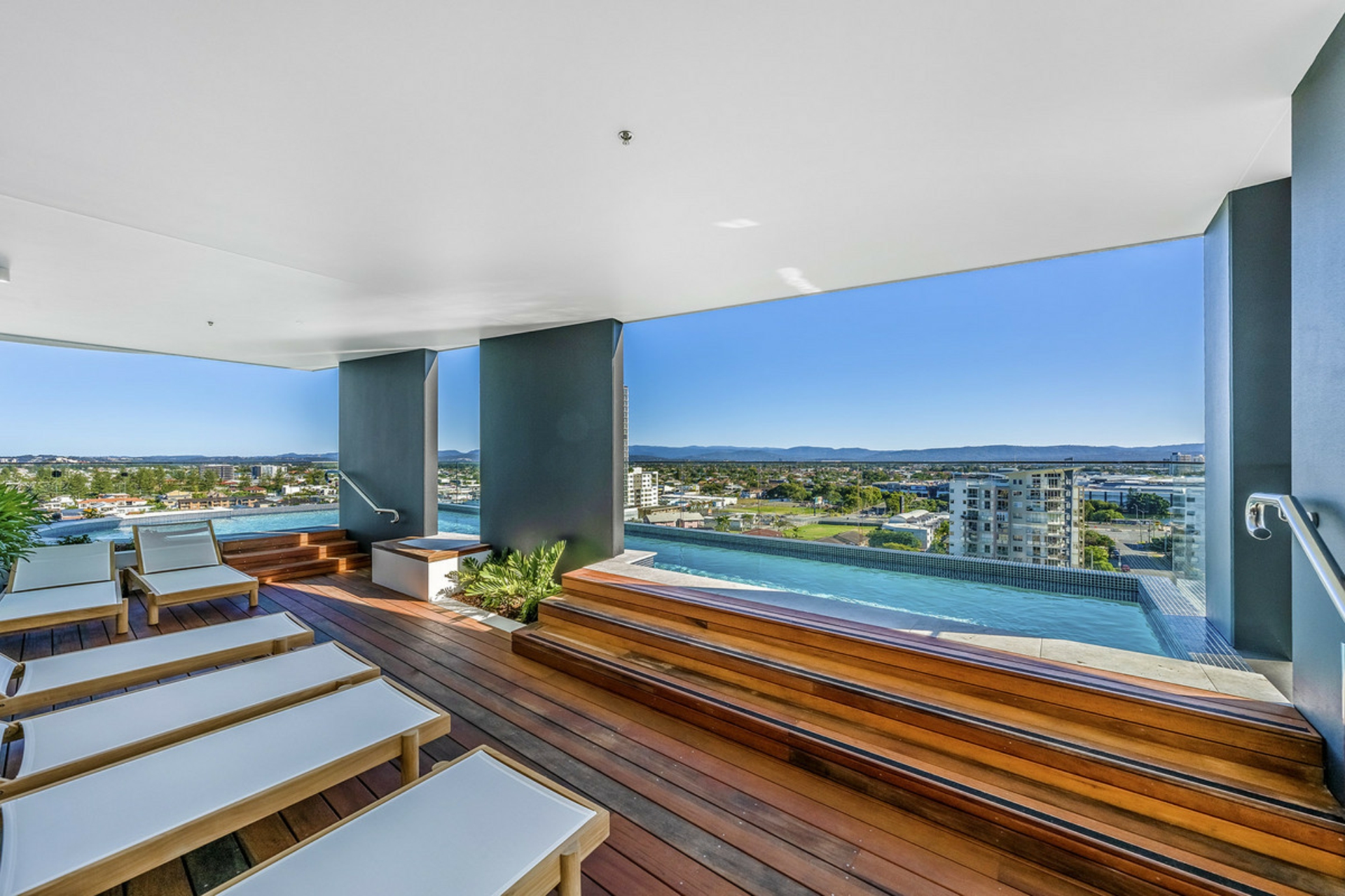 401/4-6 Alexandra Avenue, MERMAID BEACH
