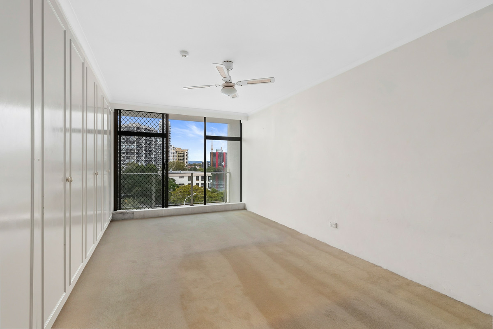 51/33 Thornton Street, SURFERS PARADISE