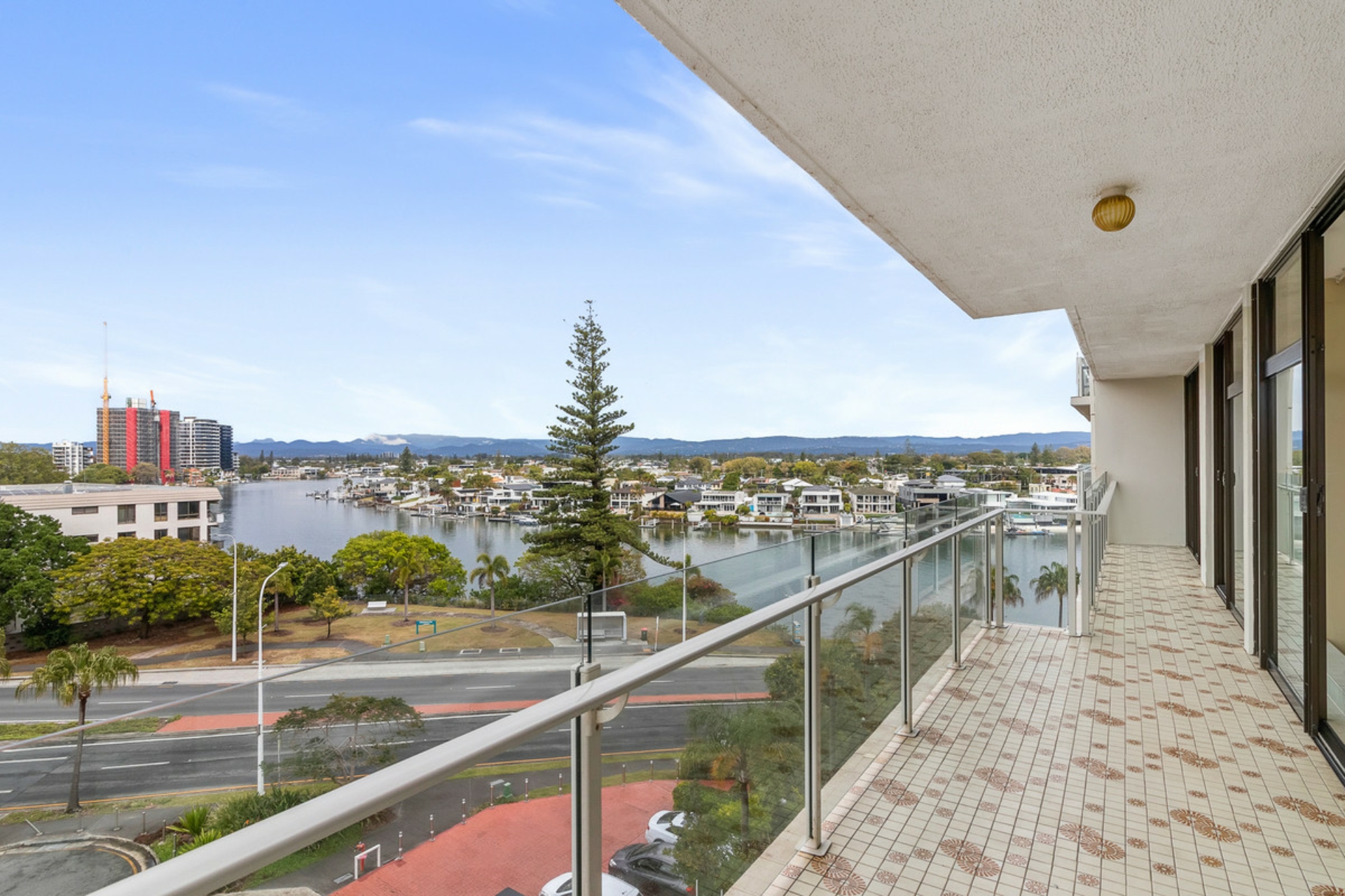 51/33 Thornton Street, SURFERS PARADISE
