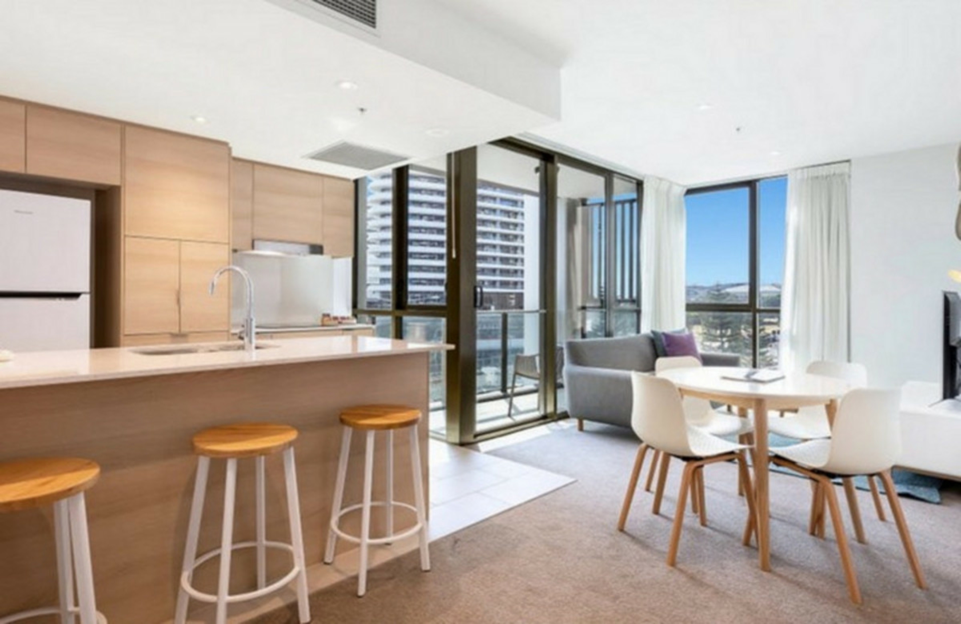 401/2663 Gold Coast Highway Broadbeach QLD