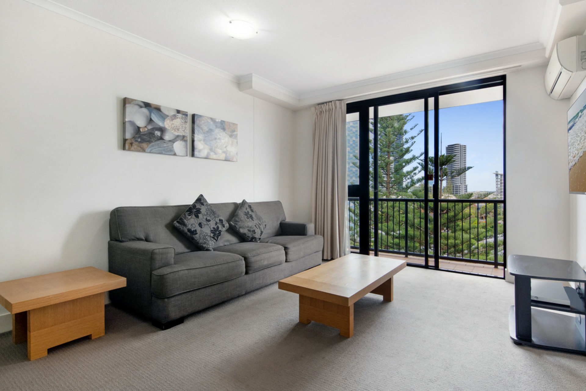 608/30 Surf Parade, BROADBEACH