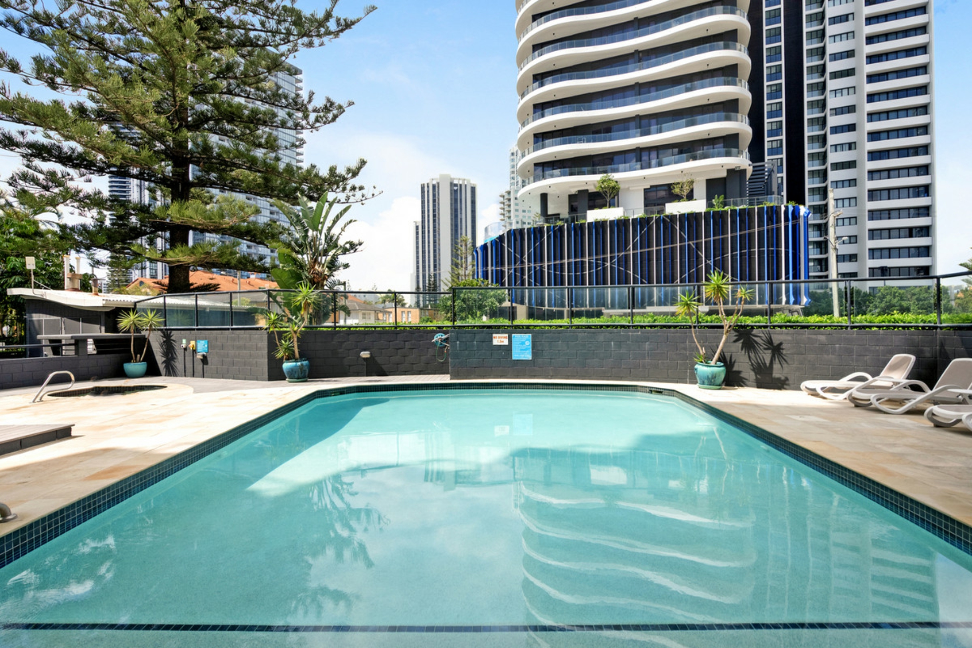 608/30 Surf Parade, BROADBEACH