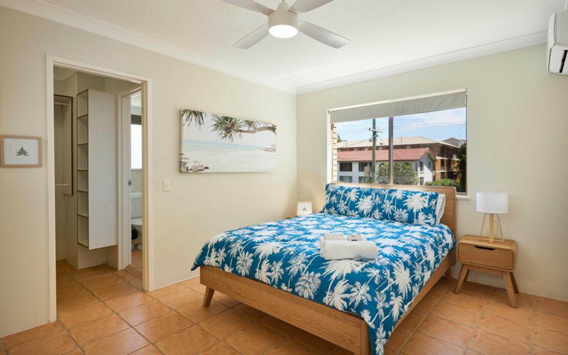 10/24 Chelsea Avenue, BROADBEACH