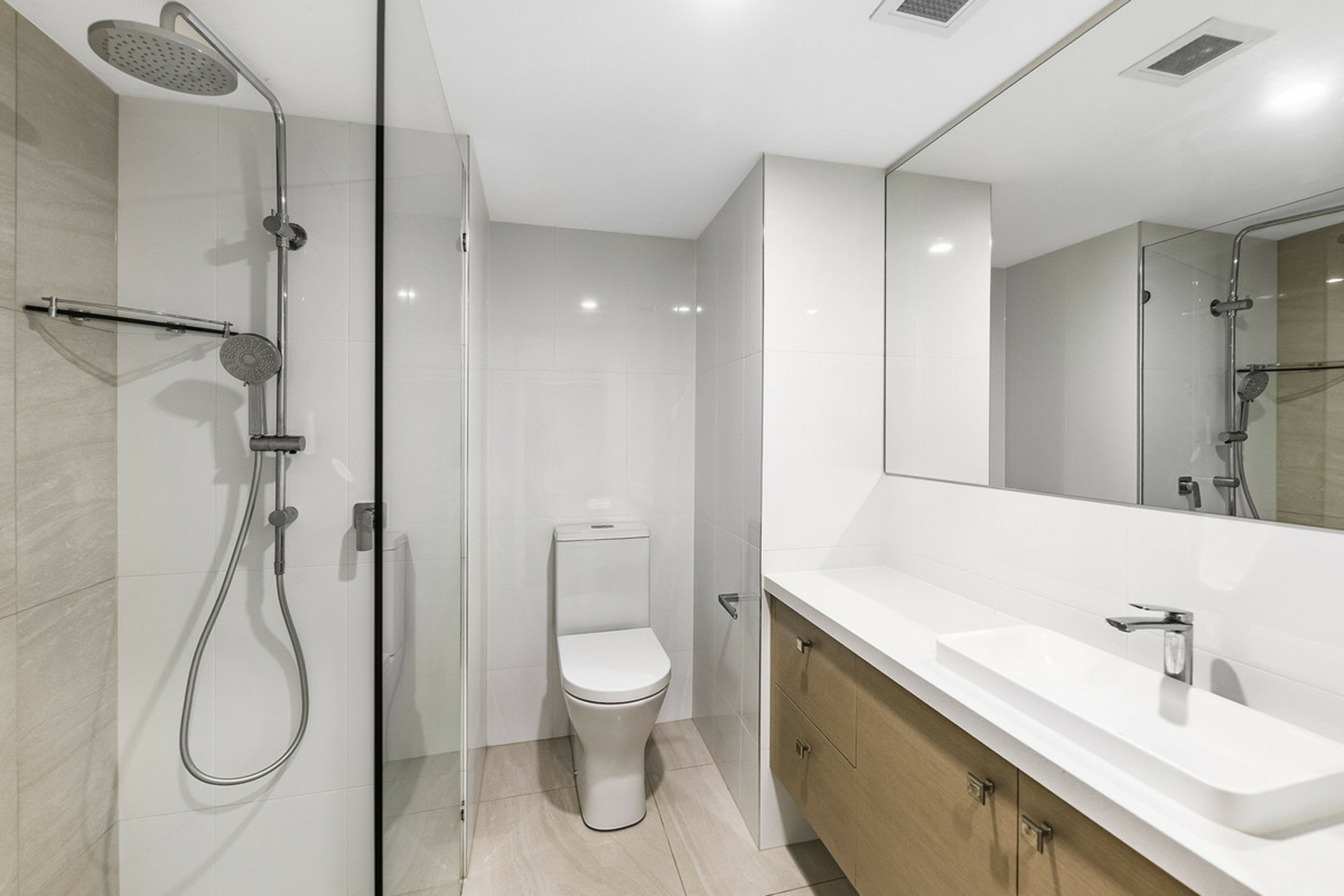 12/10-16 Alexandra Avenue, MERMAID BEACH