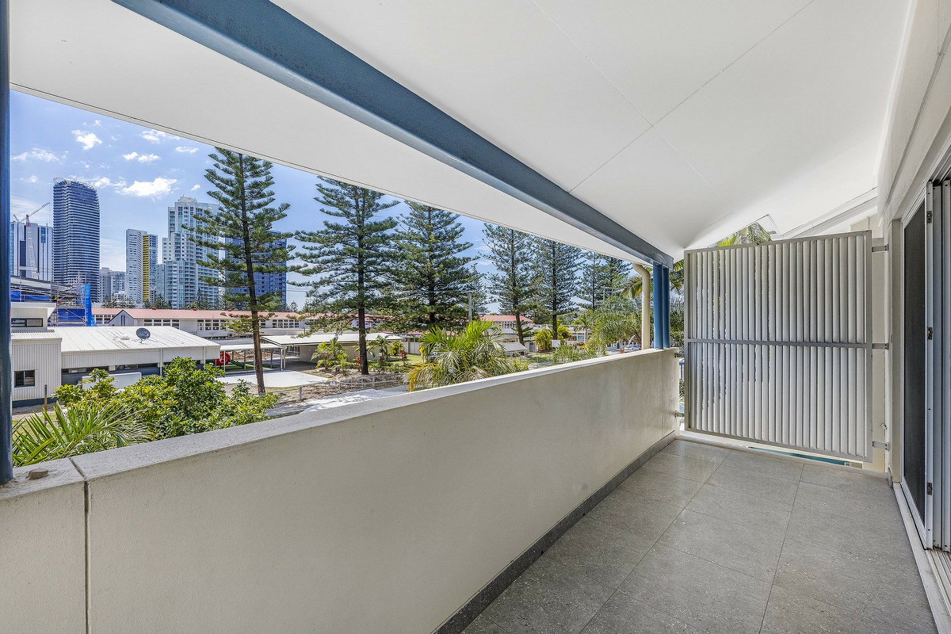 12/10-16 Alexandra Avenue, MERMAID BEACH