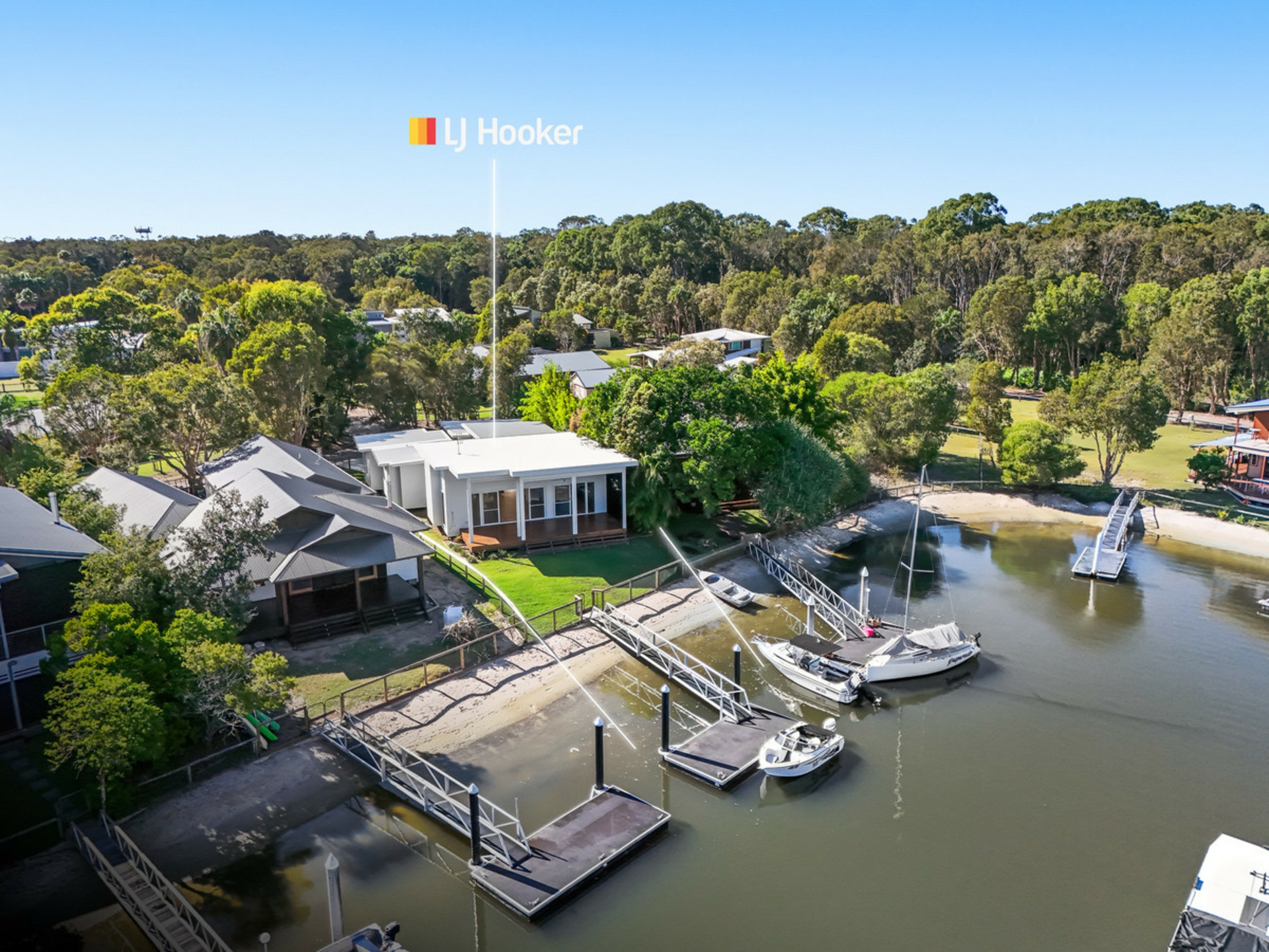 8 Kookaburra Crt, SOUTH STRADBROKE