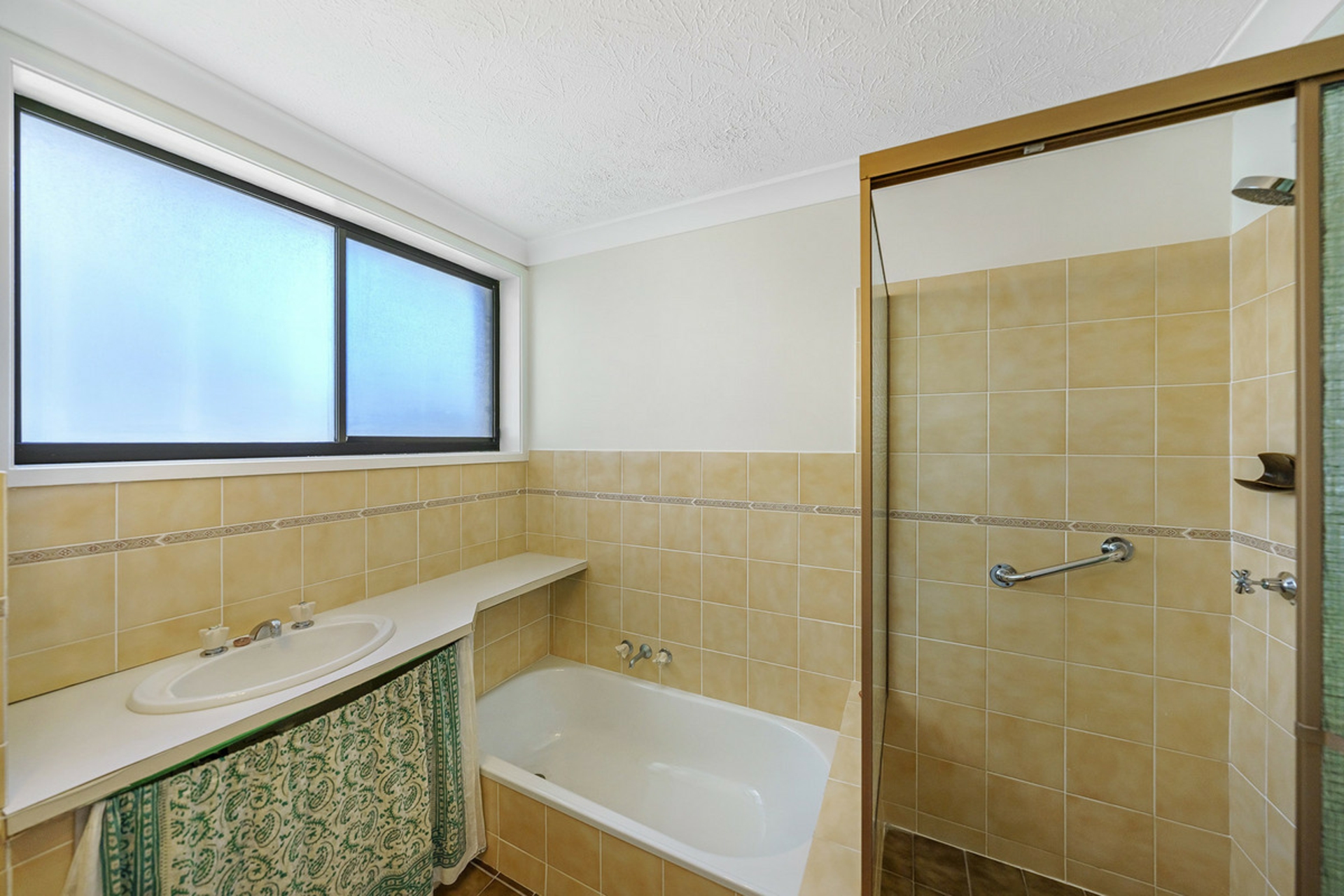 9/8-10 Queensland Avenue, BROADBEACH