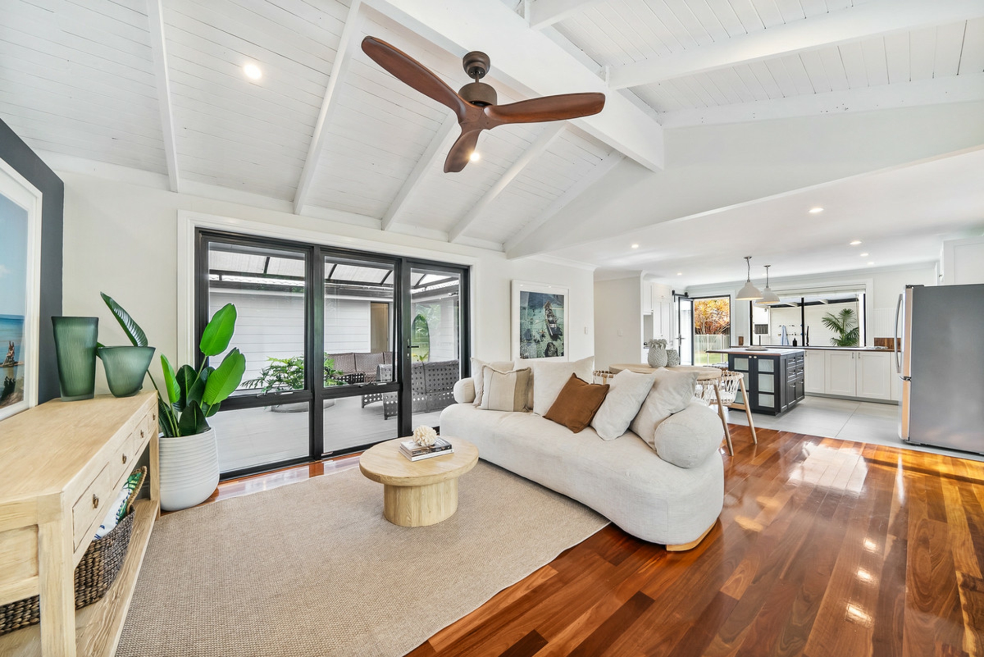 140 Burleigh Street, BURLEIGH WATERS