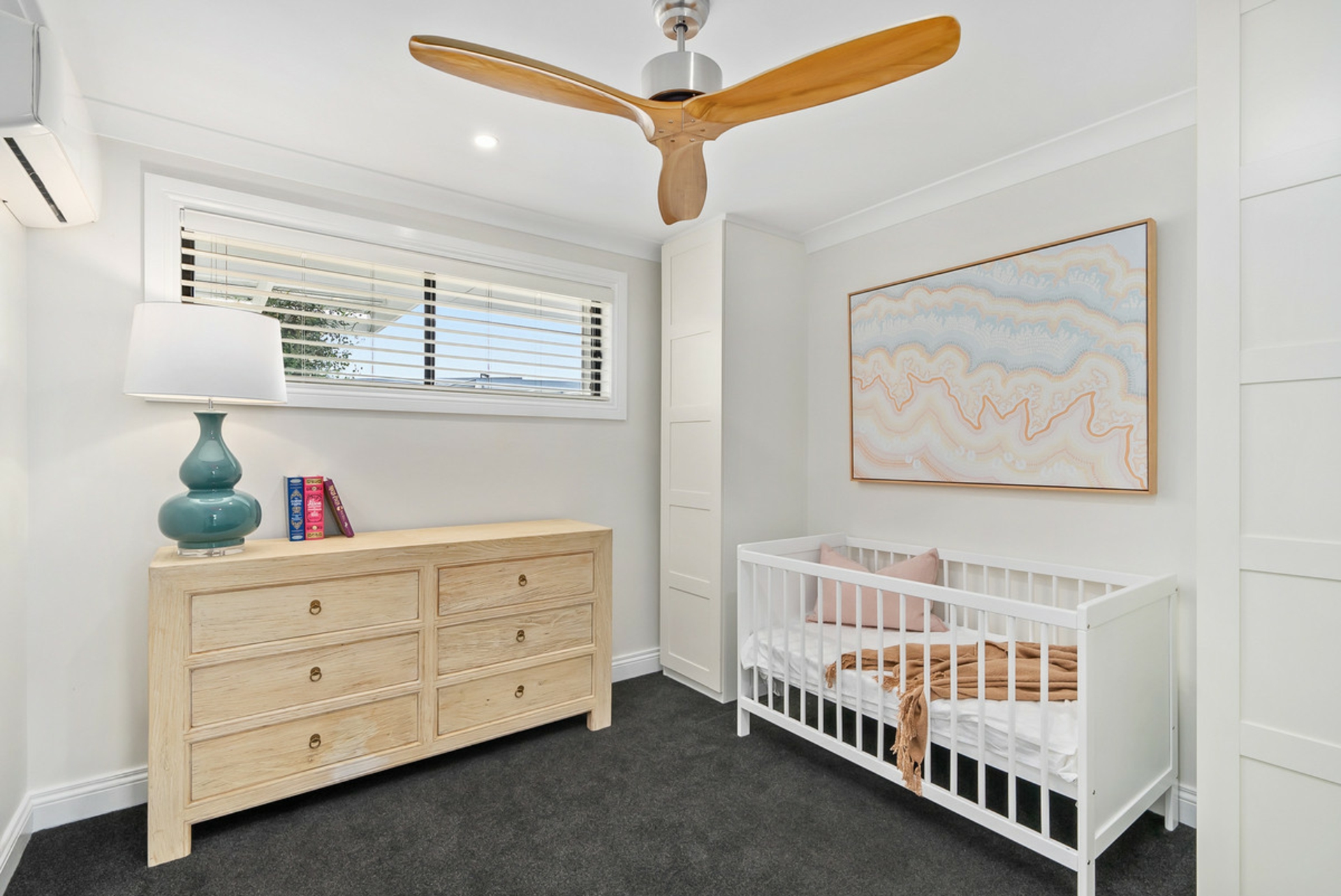 140 Burleigh Street, BURLEIGH WATERS
