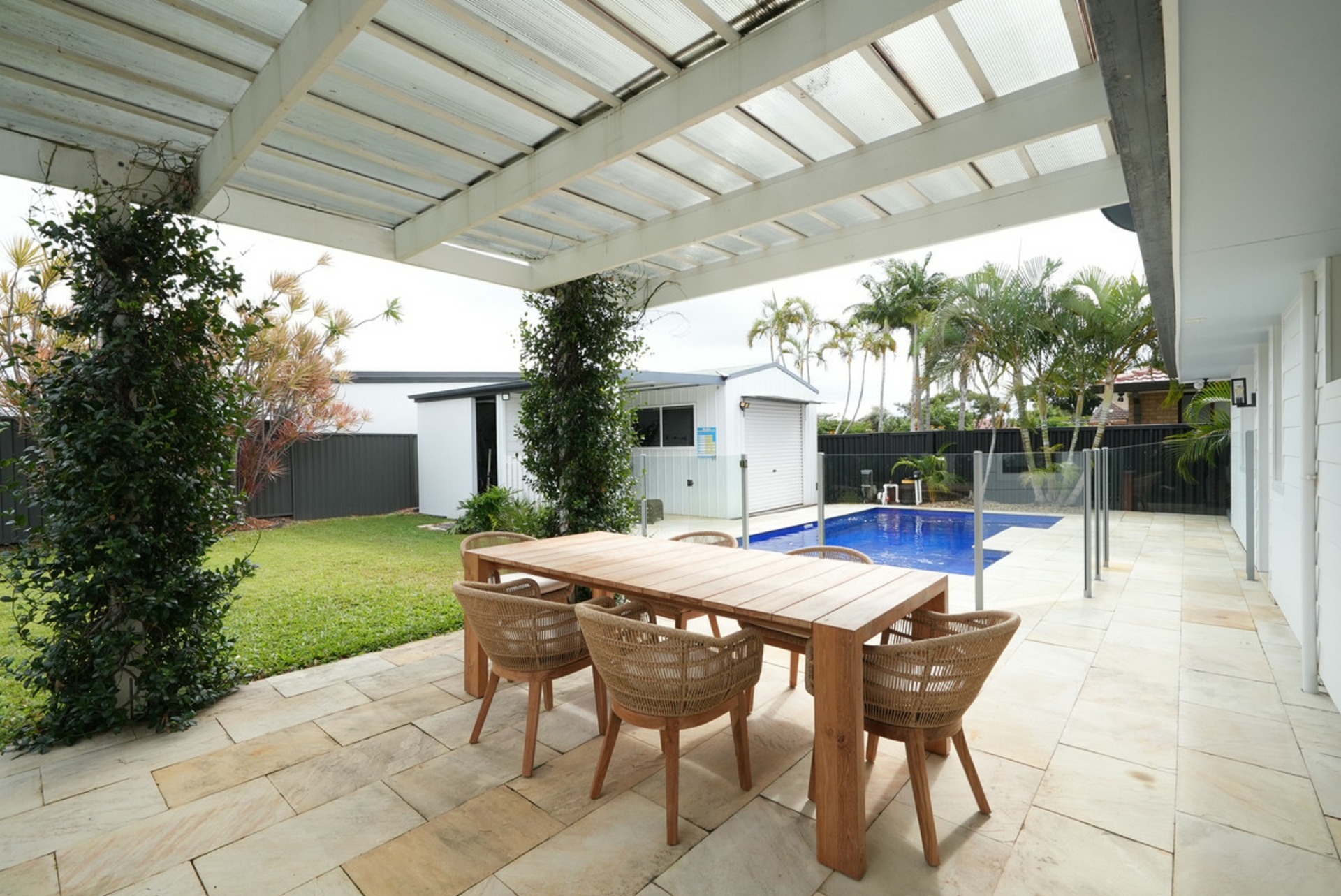 140 Burleigh Street, BURLEIGH WATERS