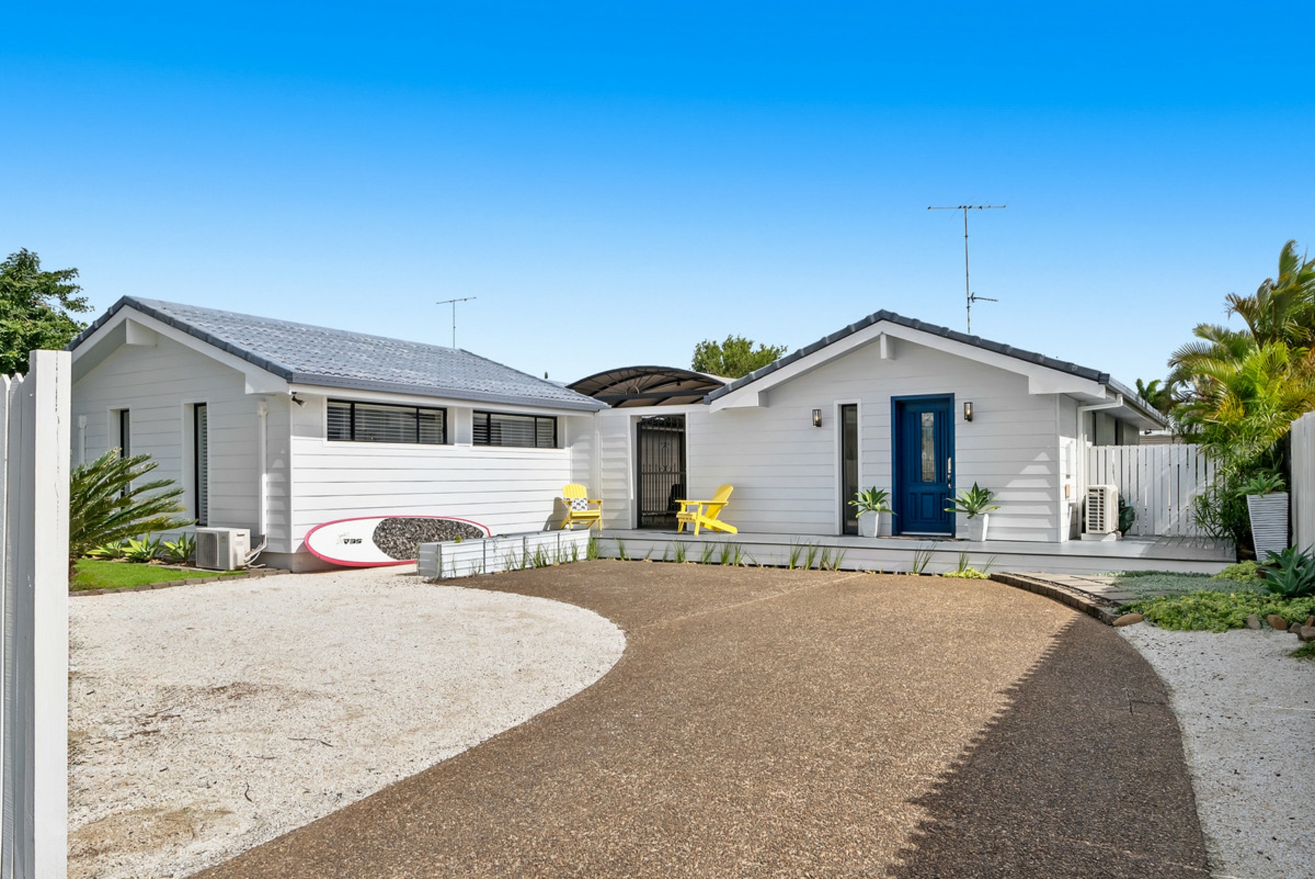 140 Burleigh Street, BURLEIGH WATERS