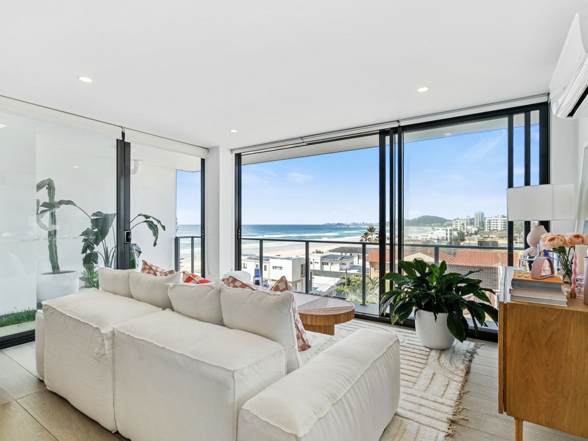 19/1263 Gold Coast Highway, PALM BEACH