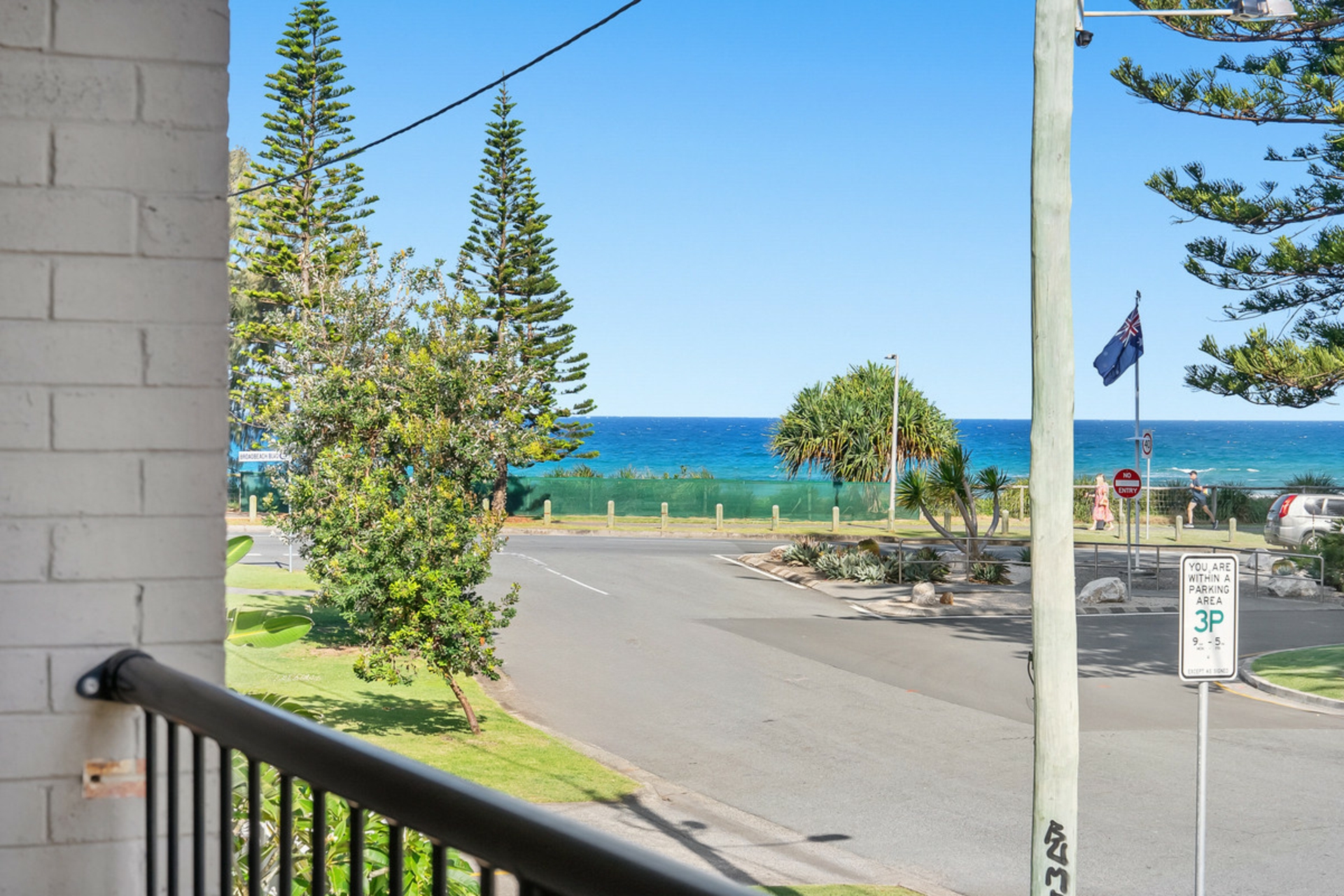 118 Old Burleigh Road, BROADBEACH
