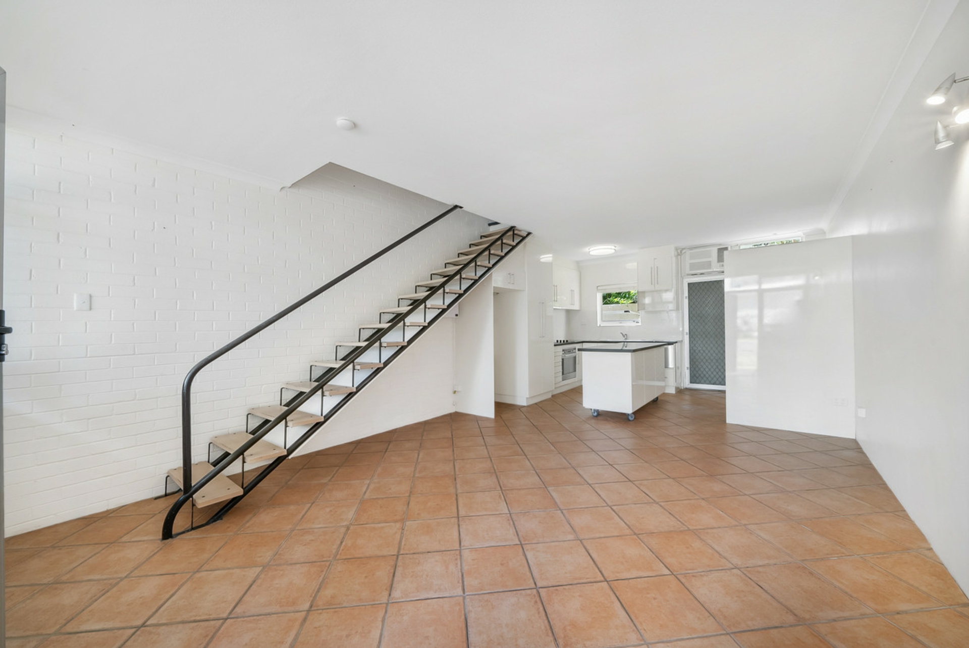 118 Old Burleigh Road, BROADBEACH