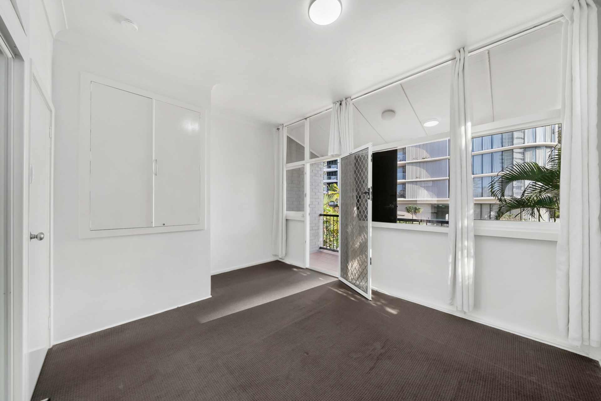 118 Old Burleigh Road, BROADBEACH