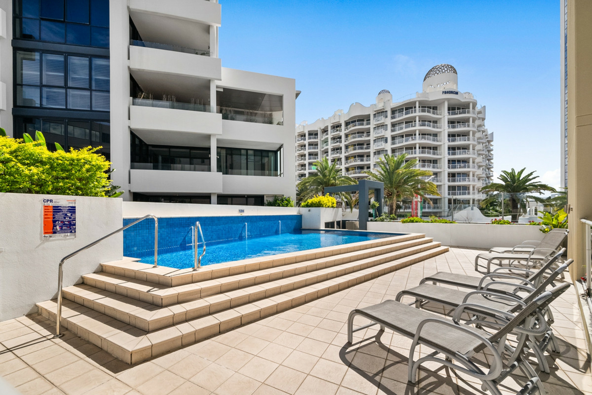 25/20 Queensland Avenue, BROADBEACH